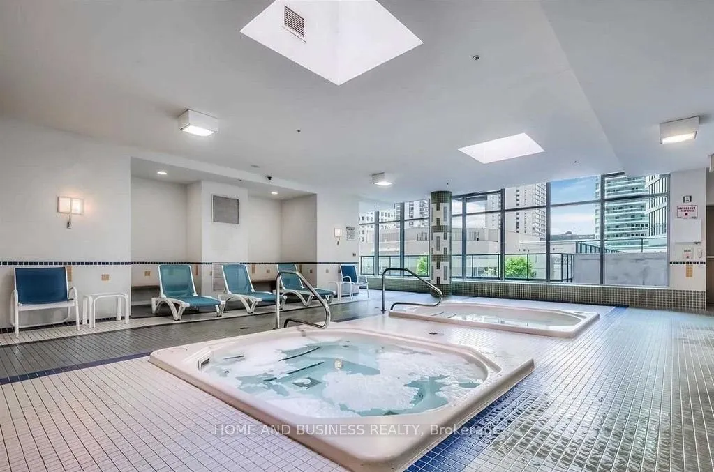 12 Yonge Street #1505