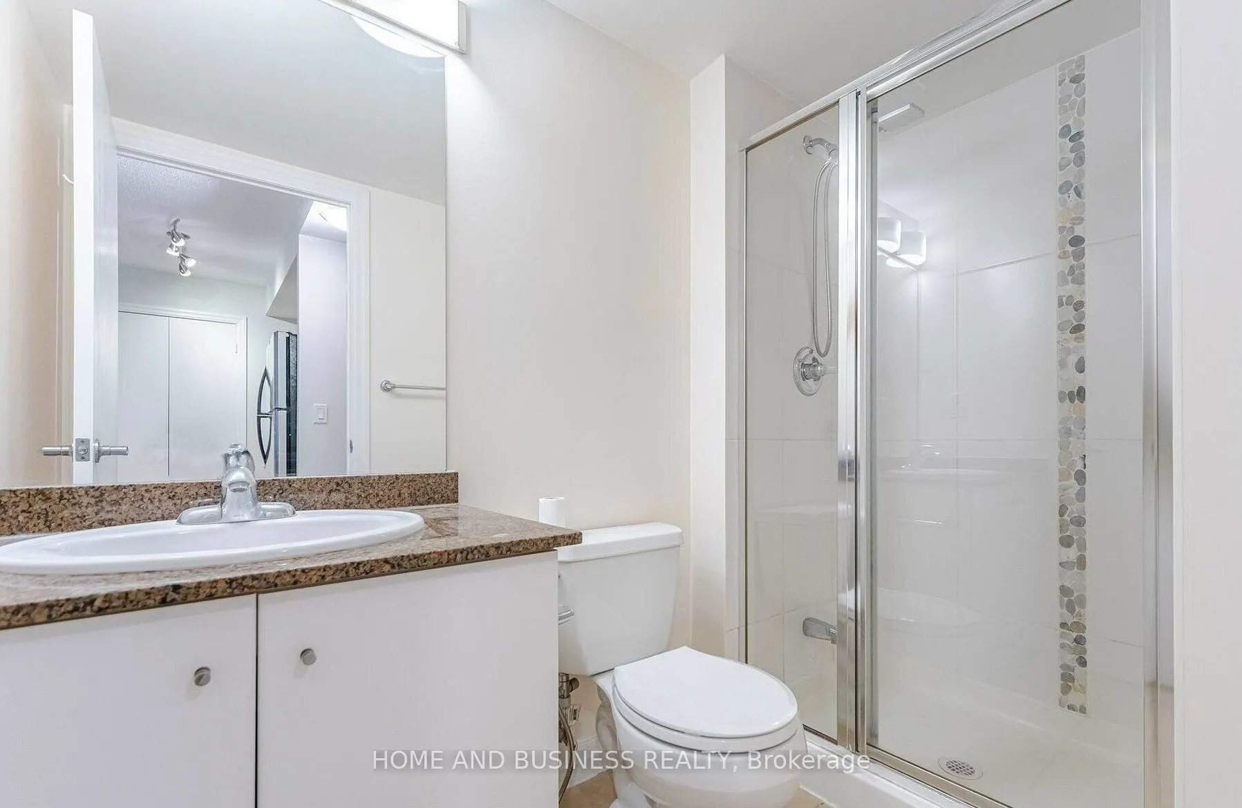 12 Yonge Street #1505