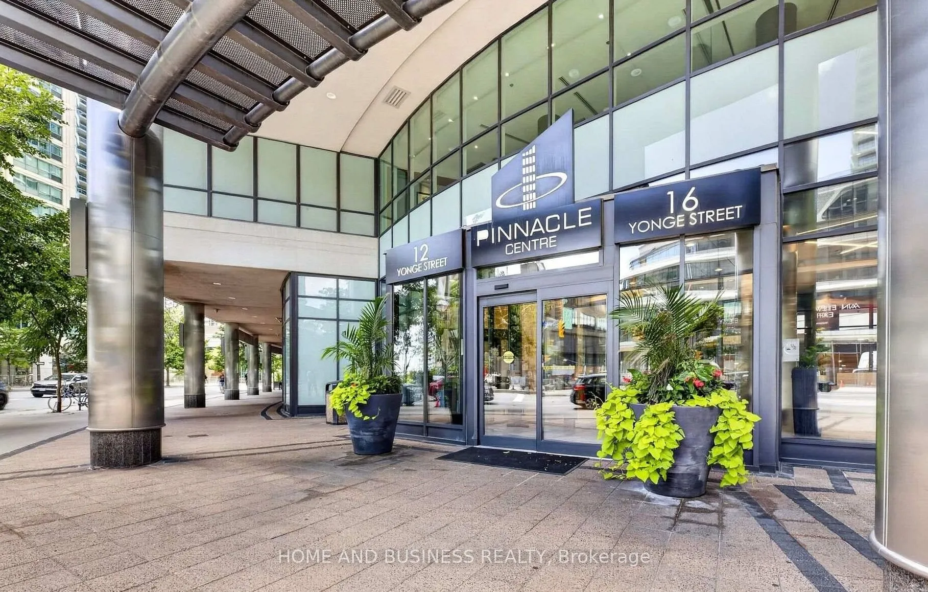 12 Yonge Street #1505