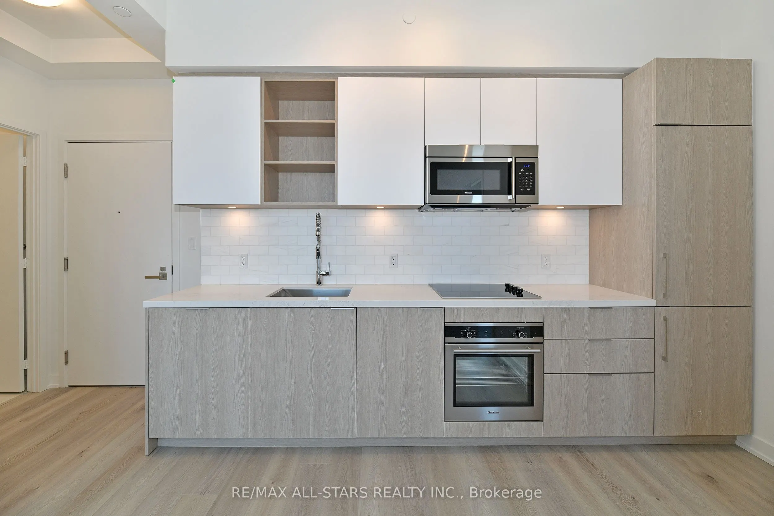 50 Ordnance Street #3401