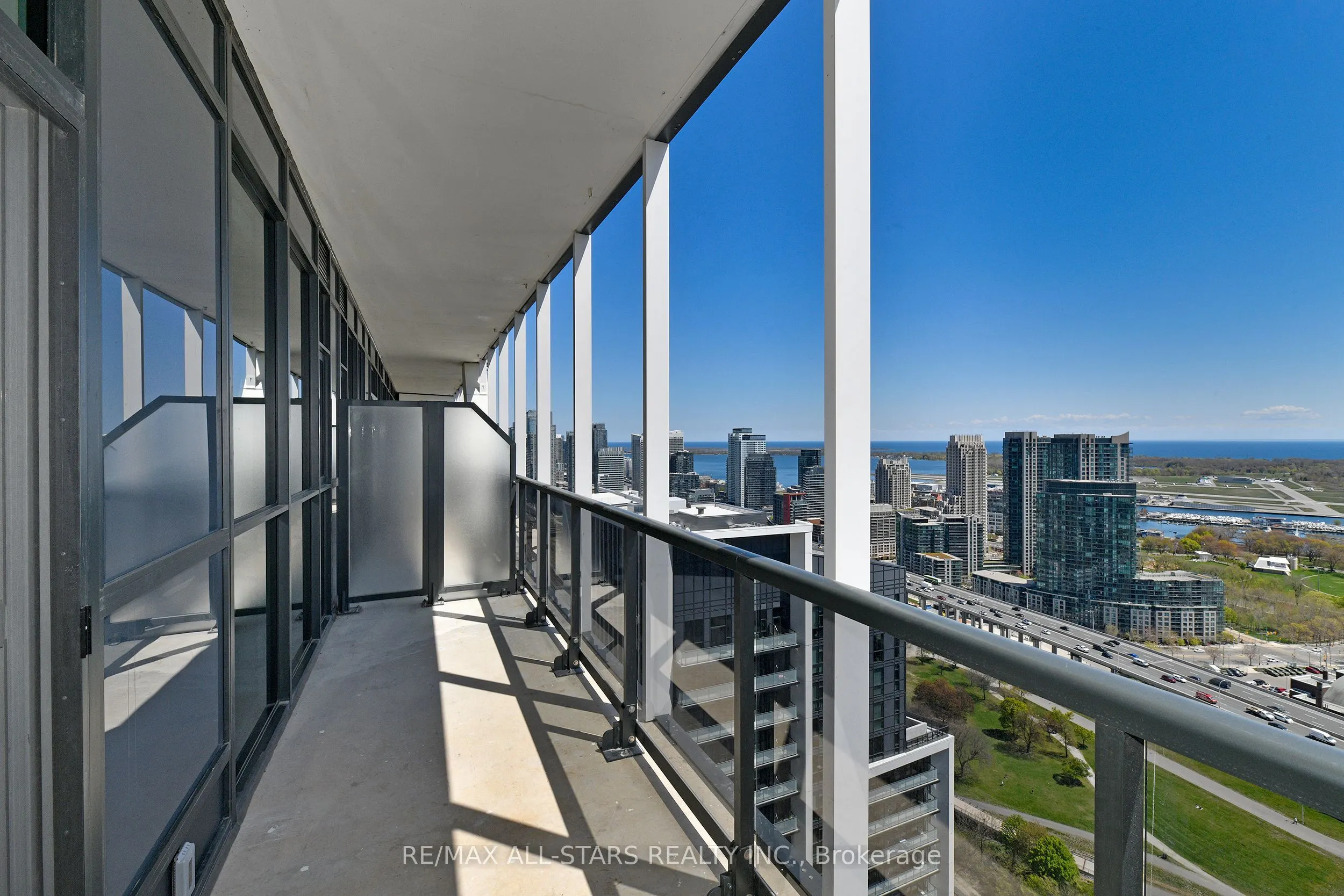 50 Ordnance Street #3401