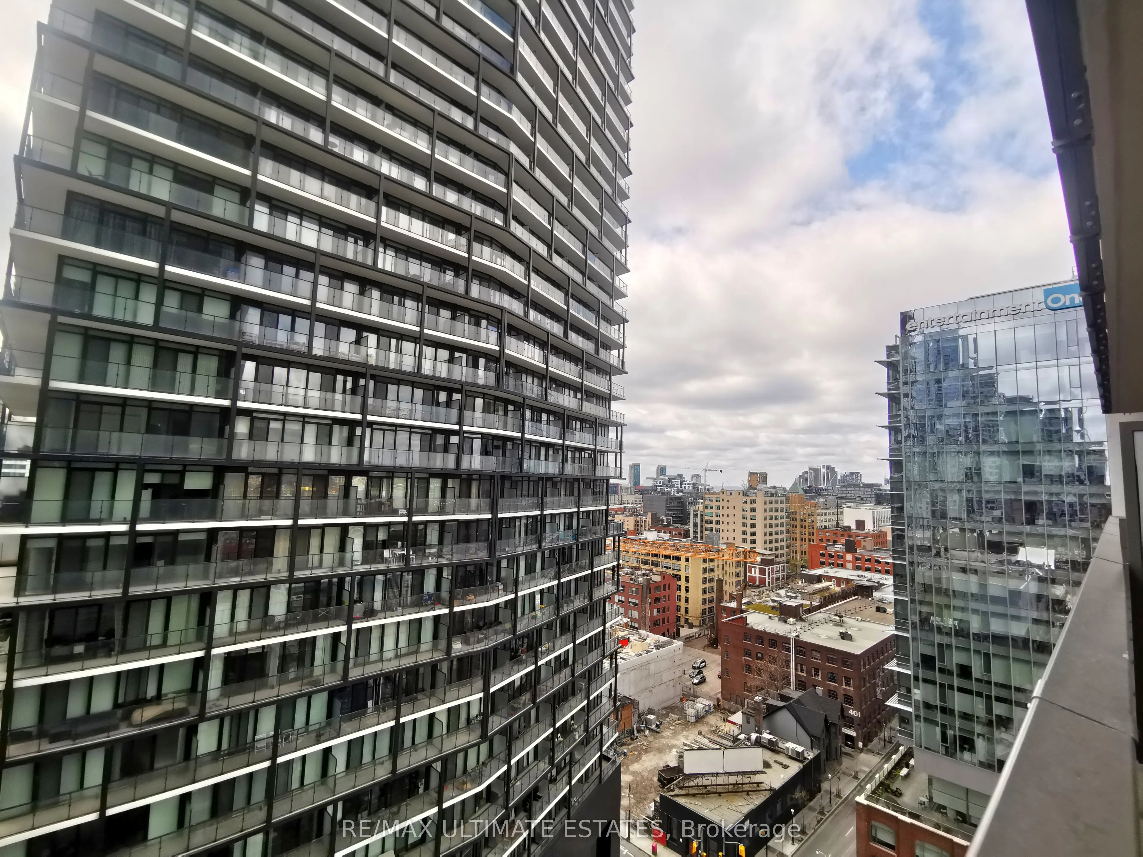 330 Richmond Street W #1902