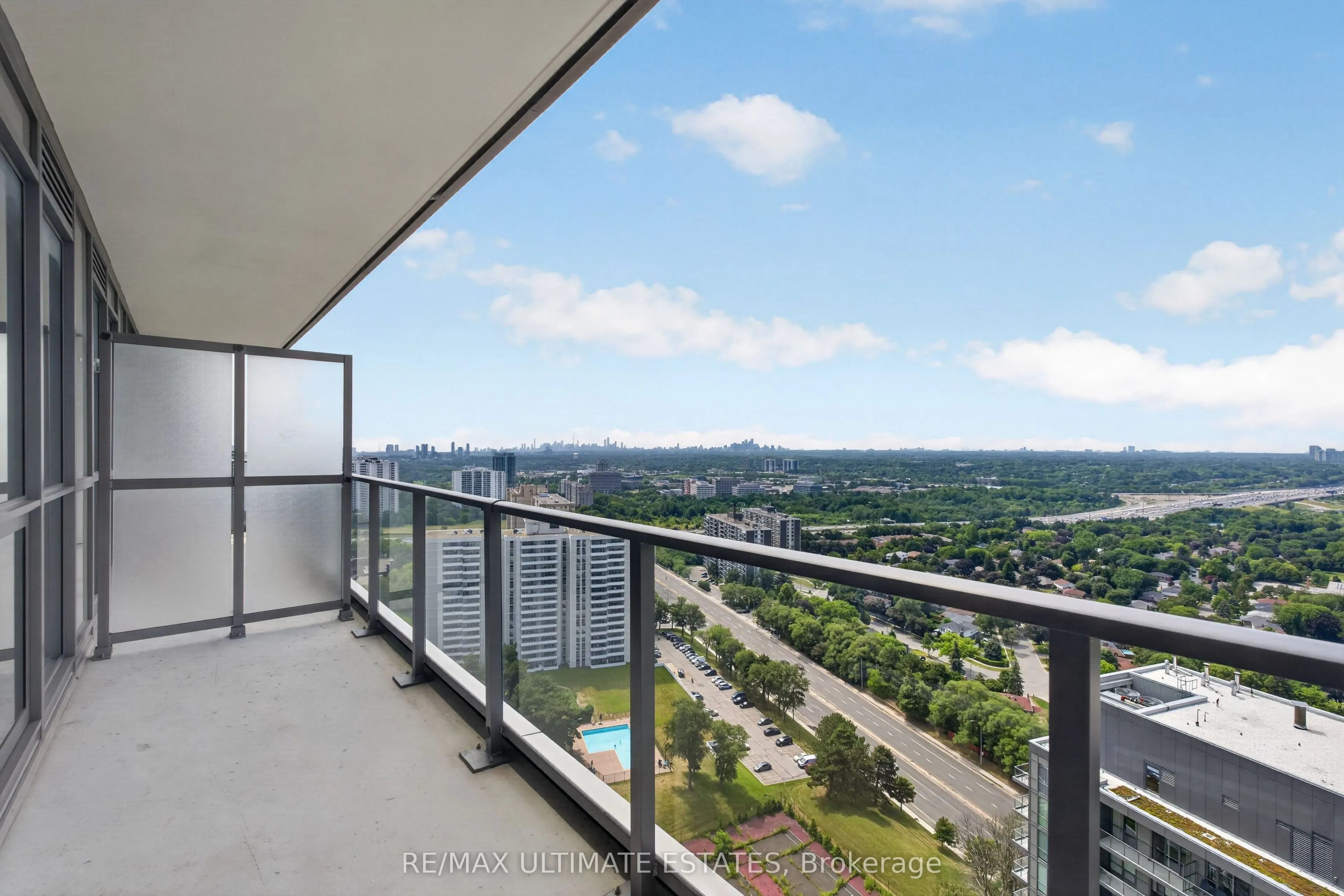 32 Forest Manor Road #2301
