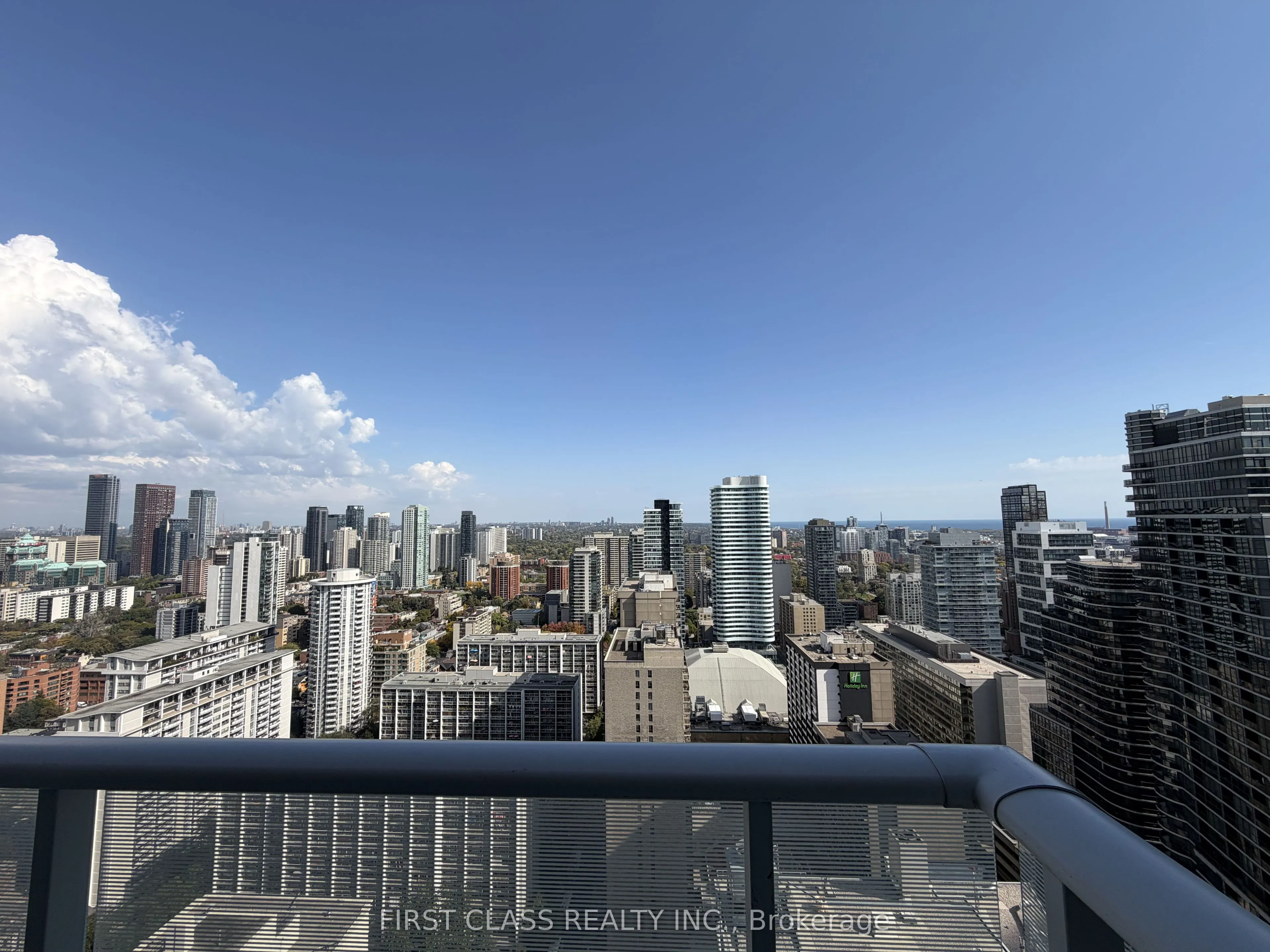 7 Grenville Street #3708