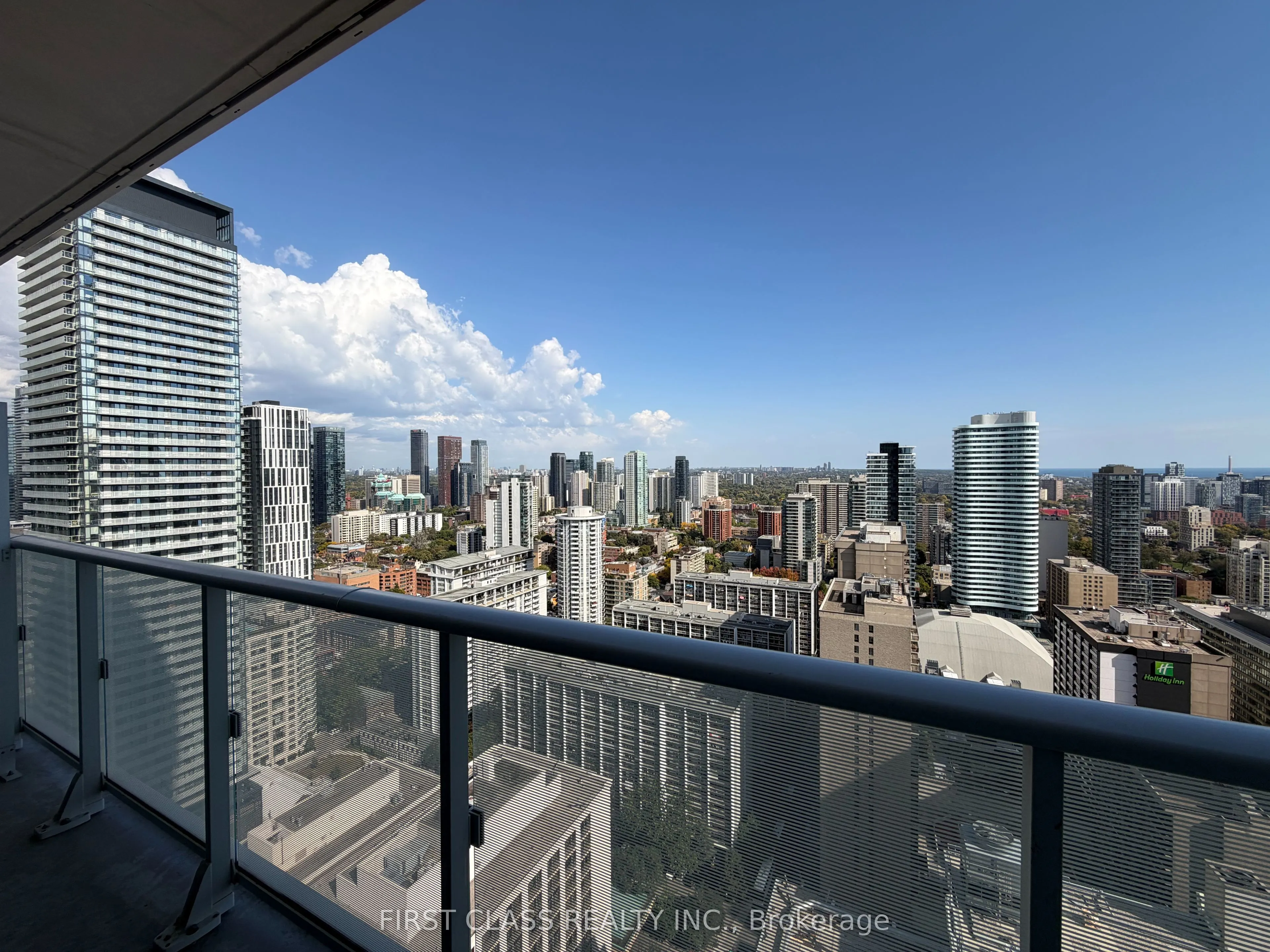 7 Grenville Street #3708