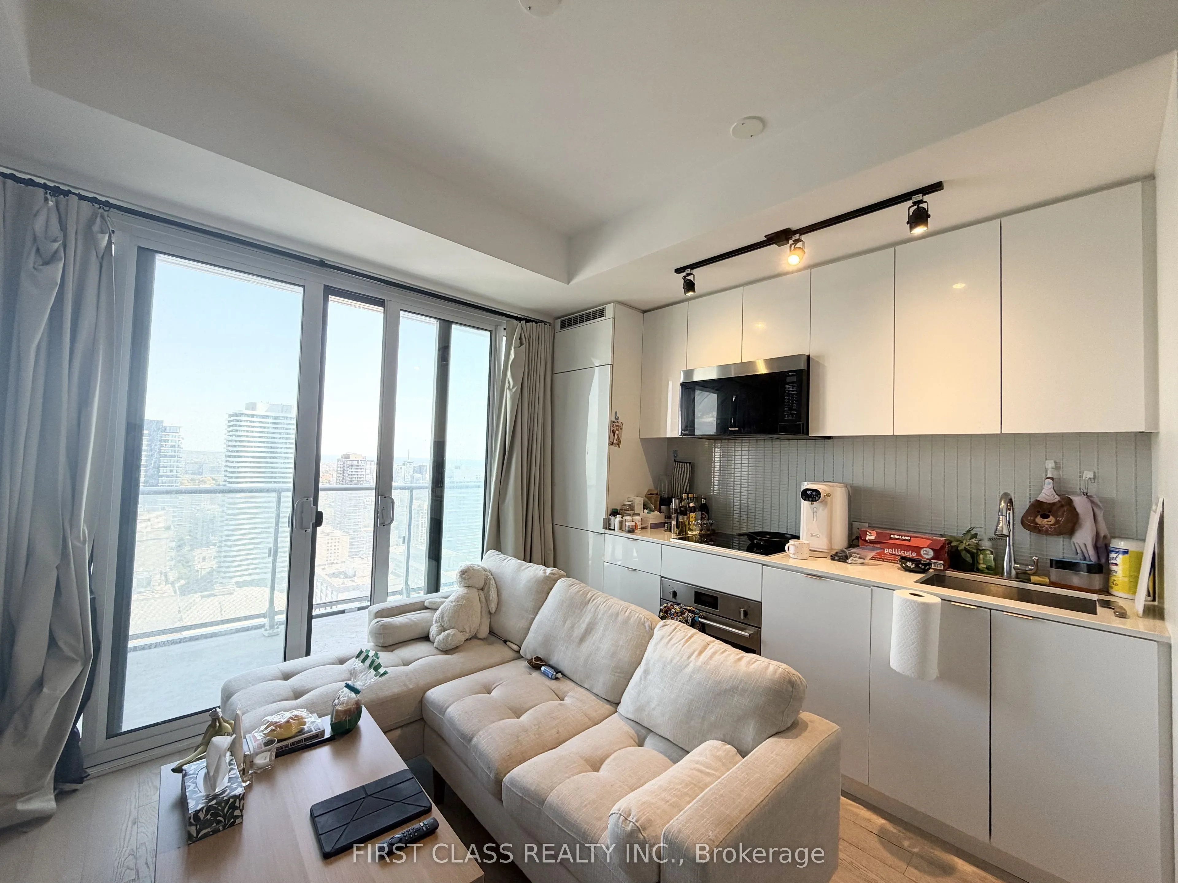 7 Grenville Street #3708