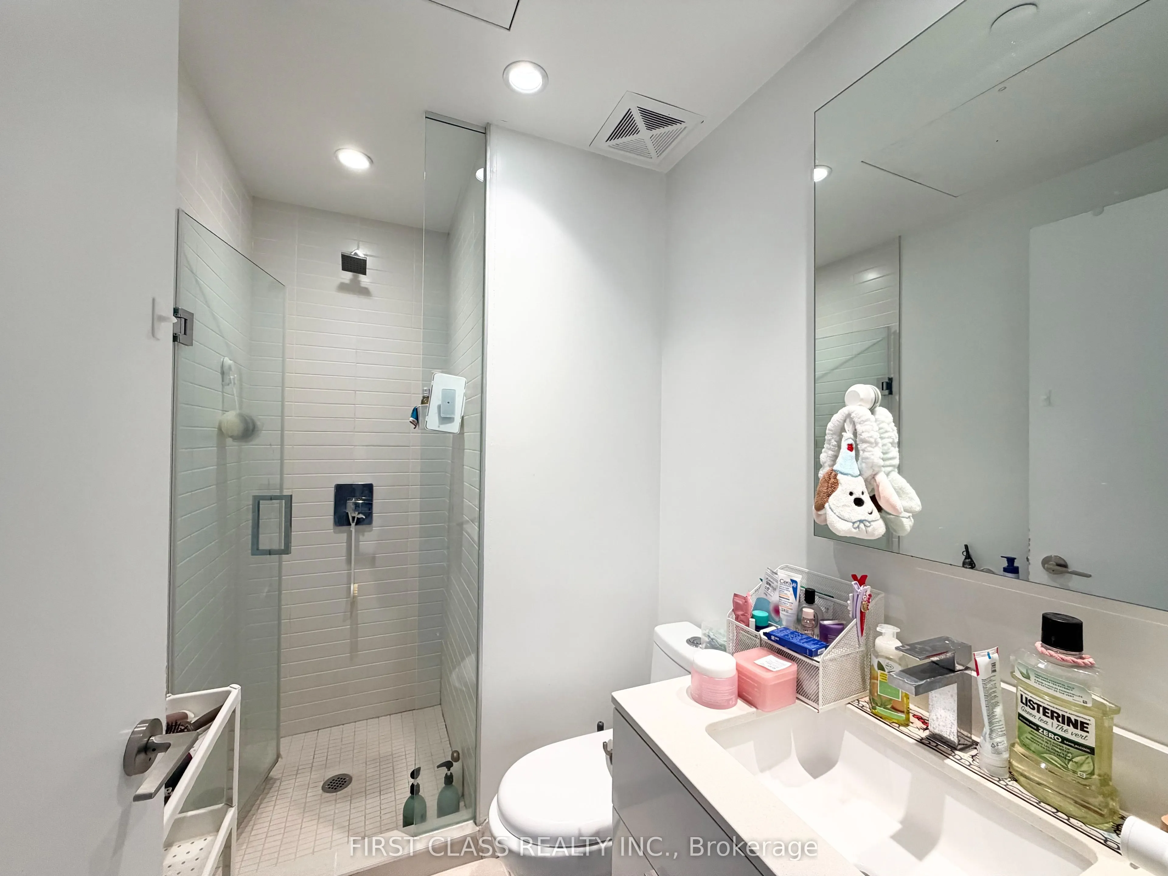 7 Grenville Street #3708