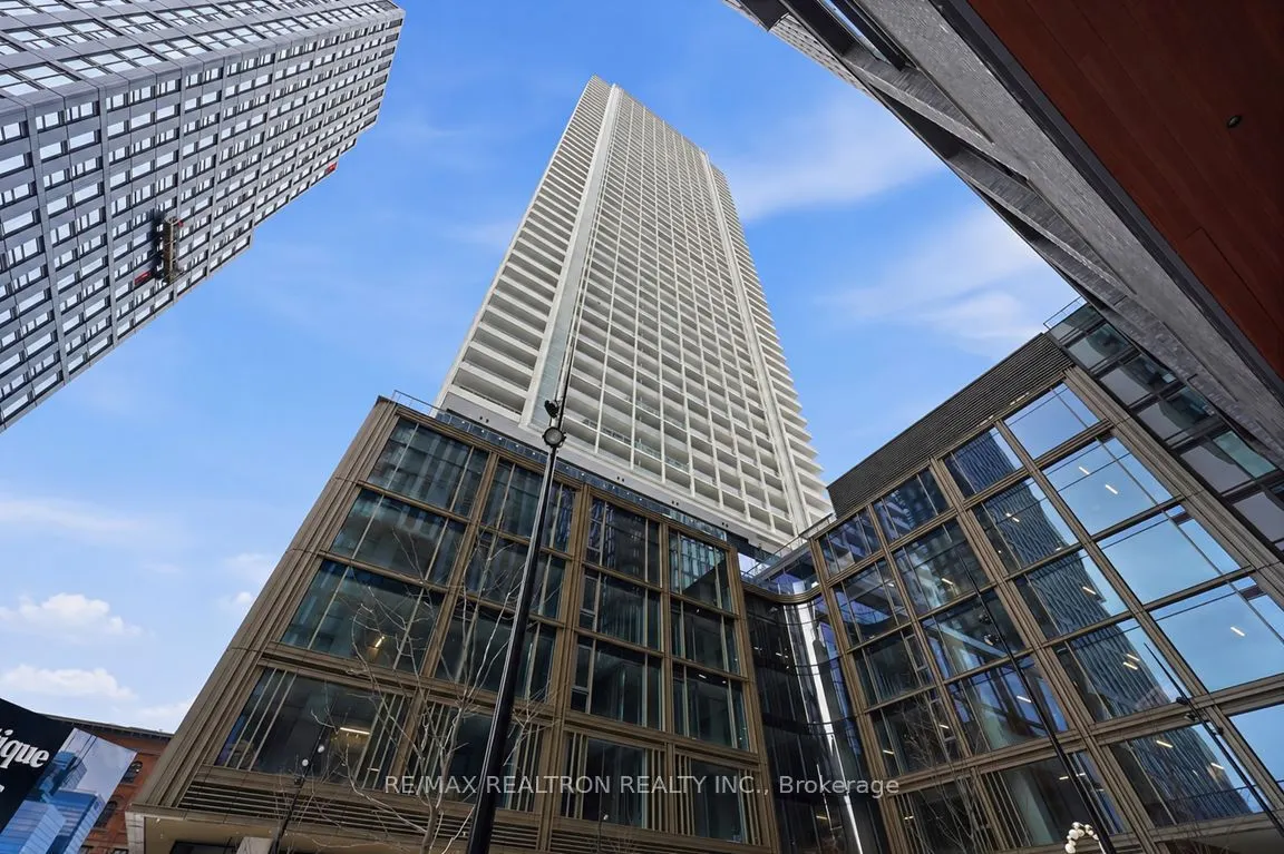 88 Queen Street E #4711