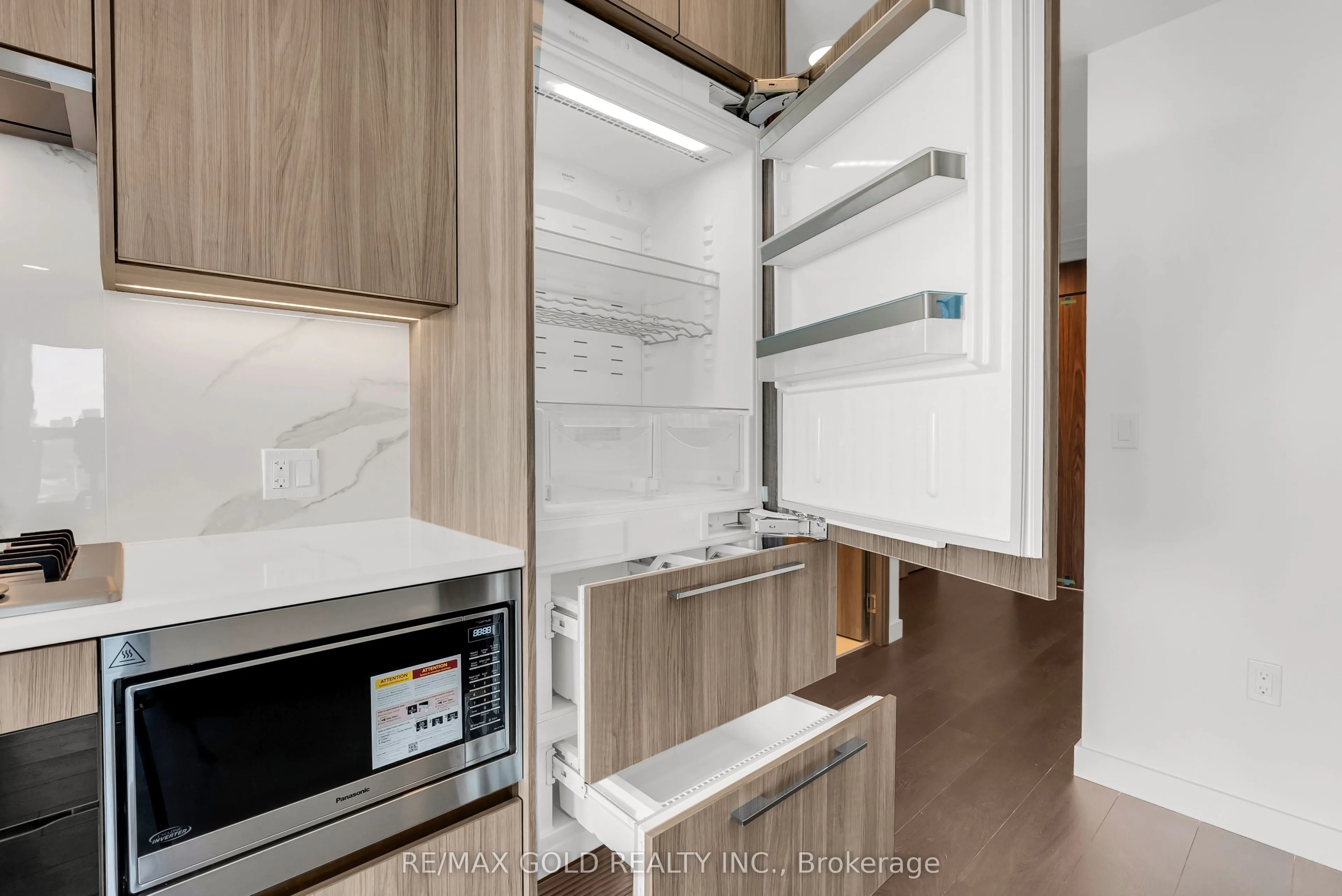 68 Esther Shiner Boulevard #2315