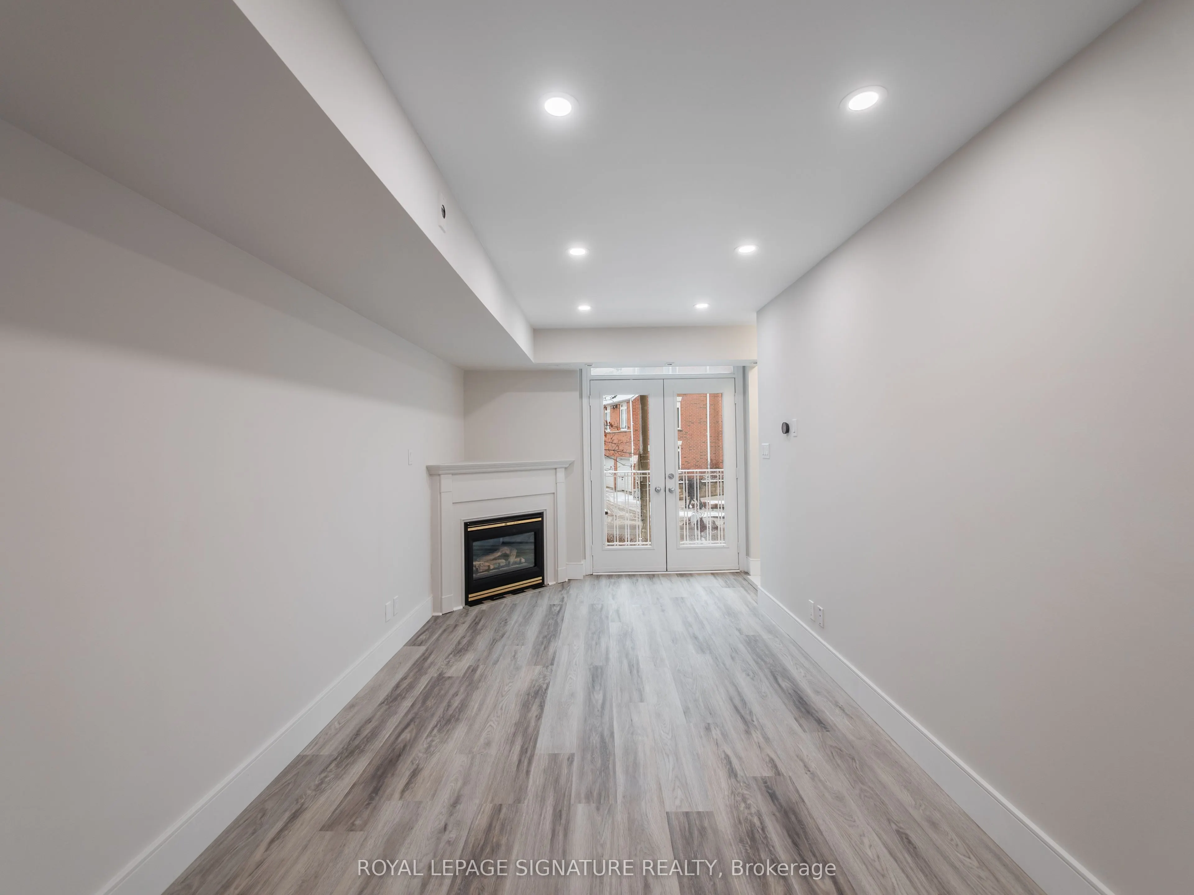 1 Sudbury Street #102