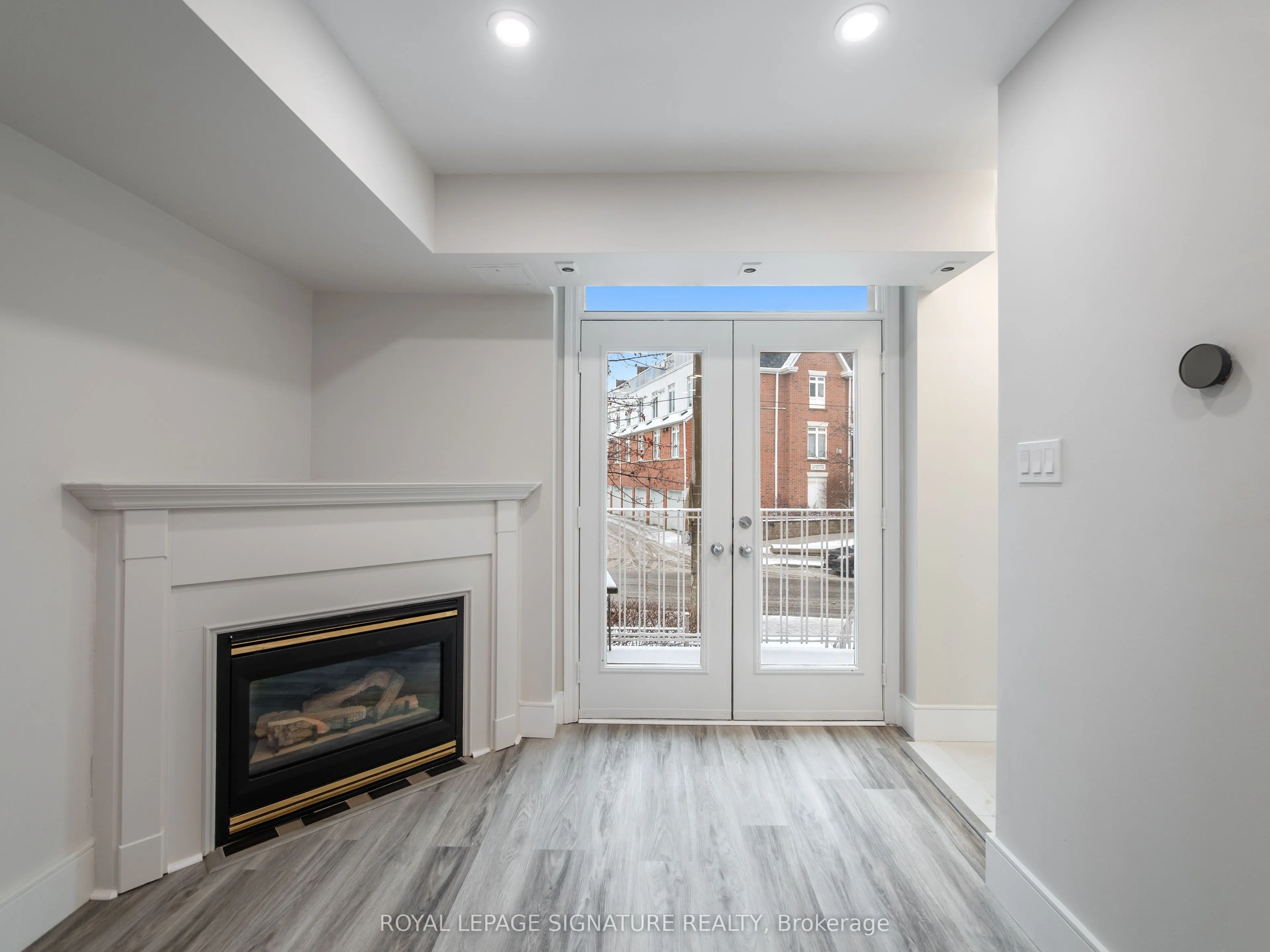 1 Sudbury Street #102
