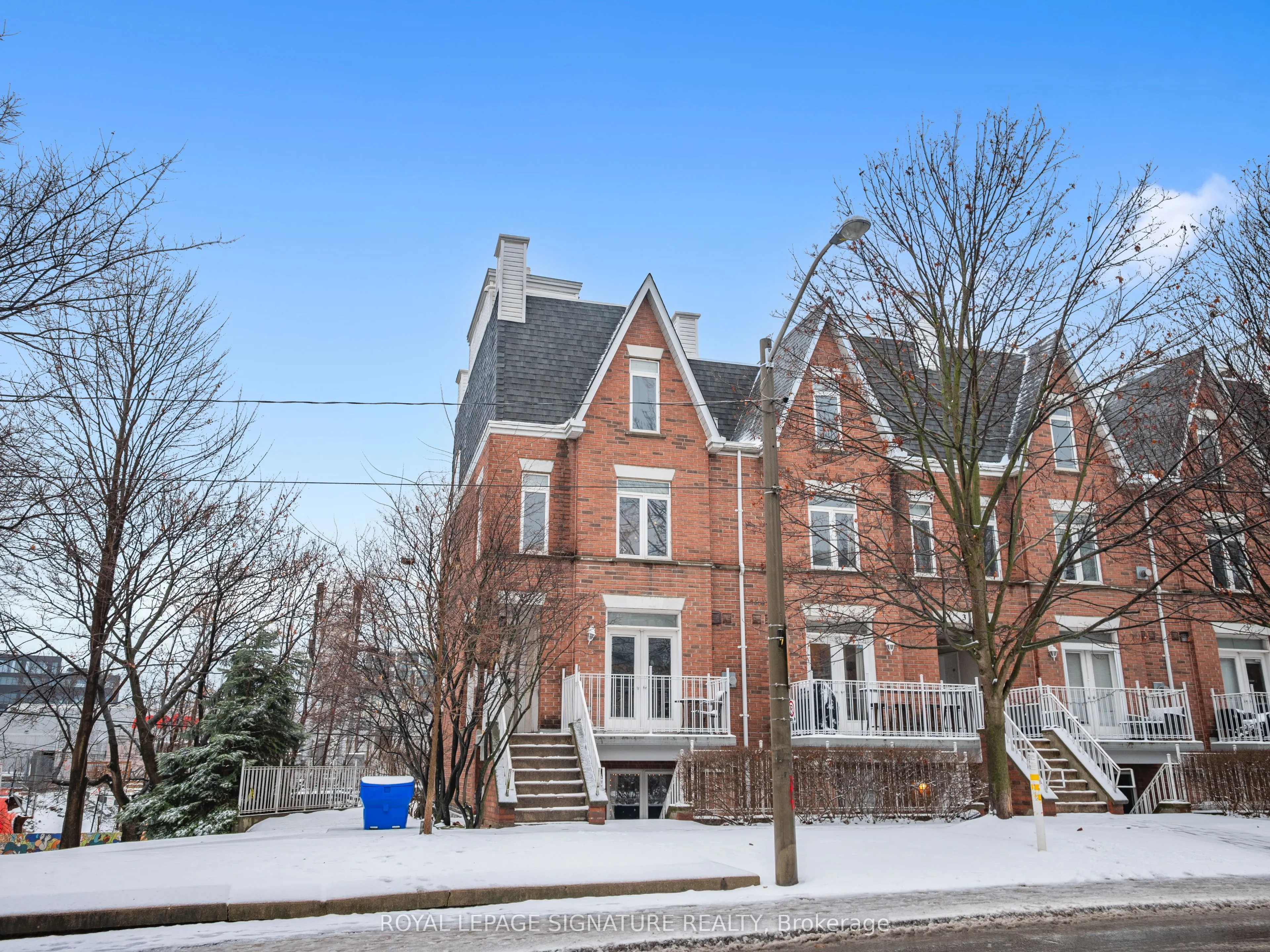 1 Sudbury Street #102