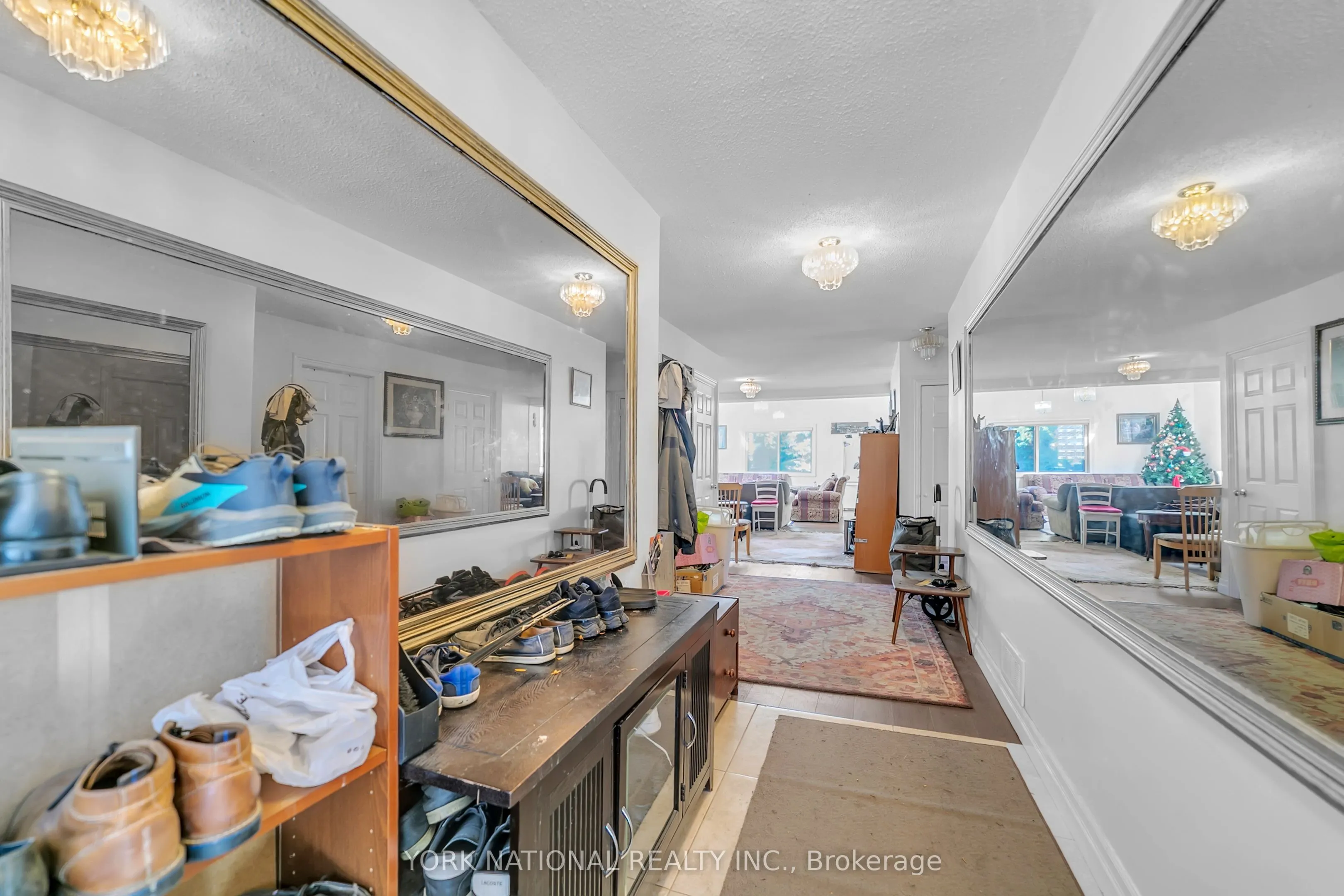 186 Patricia Avenue