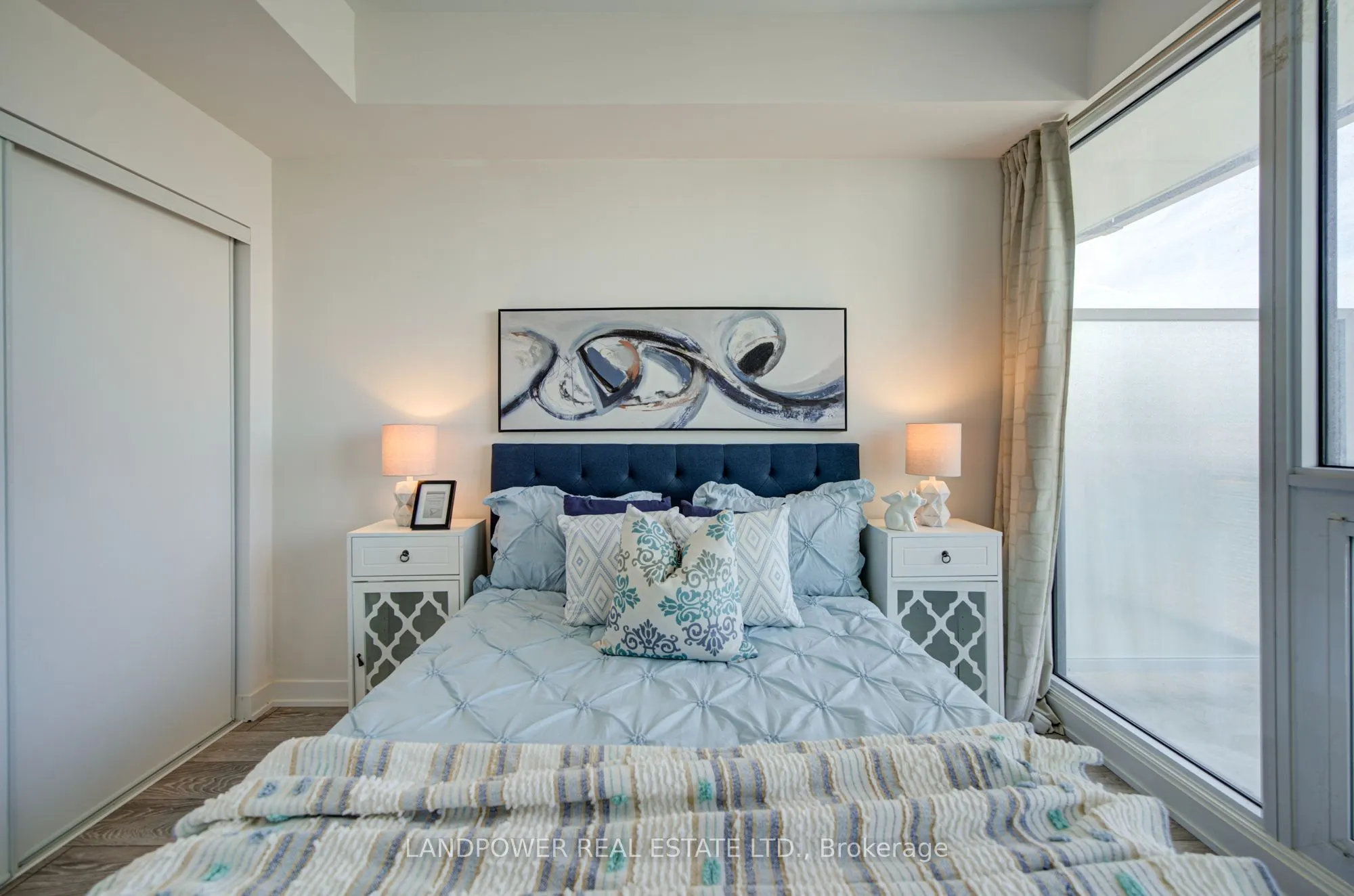15 Holmes Avenue #1906