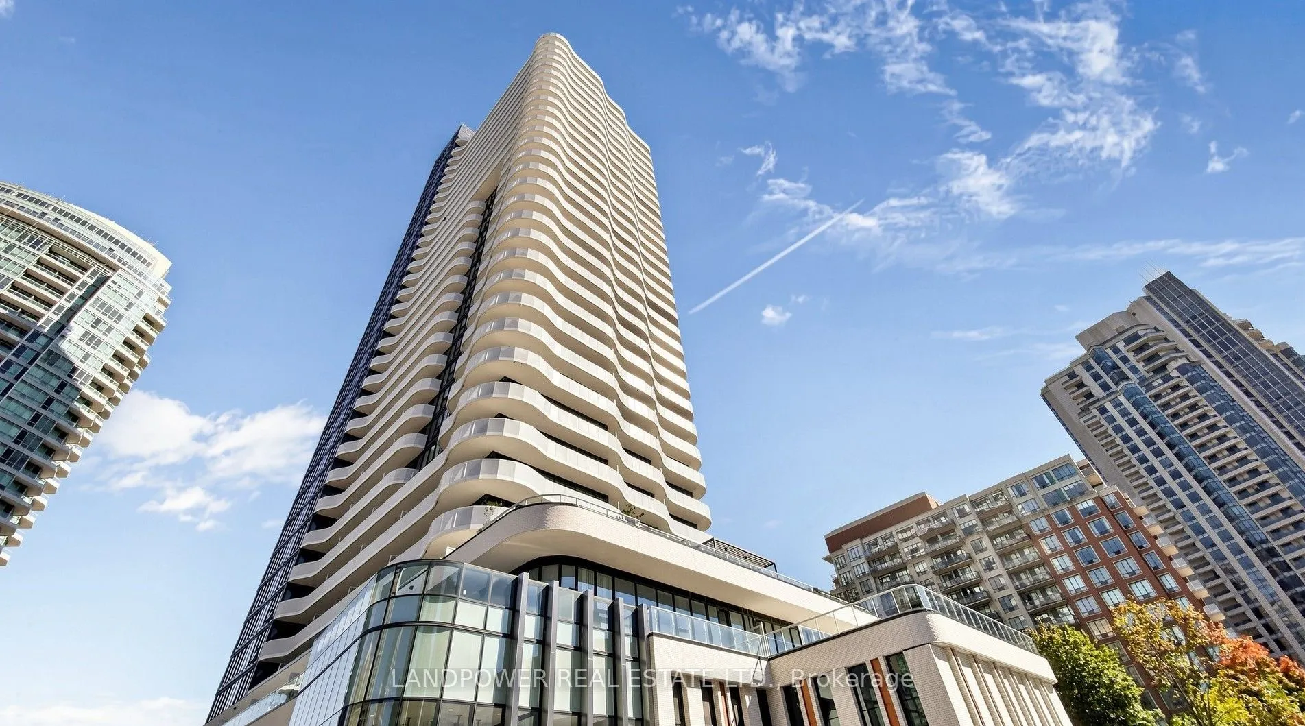 15 Holmes Avenue #1906