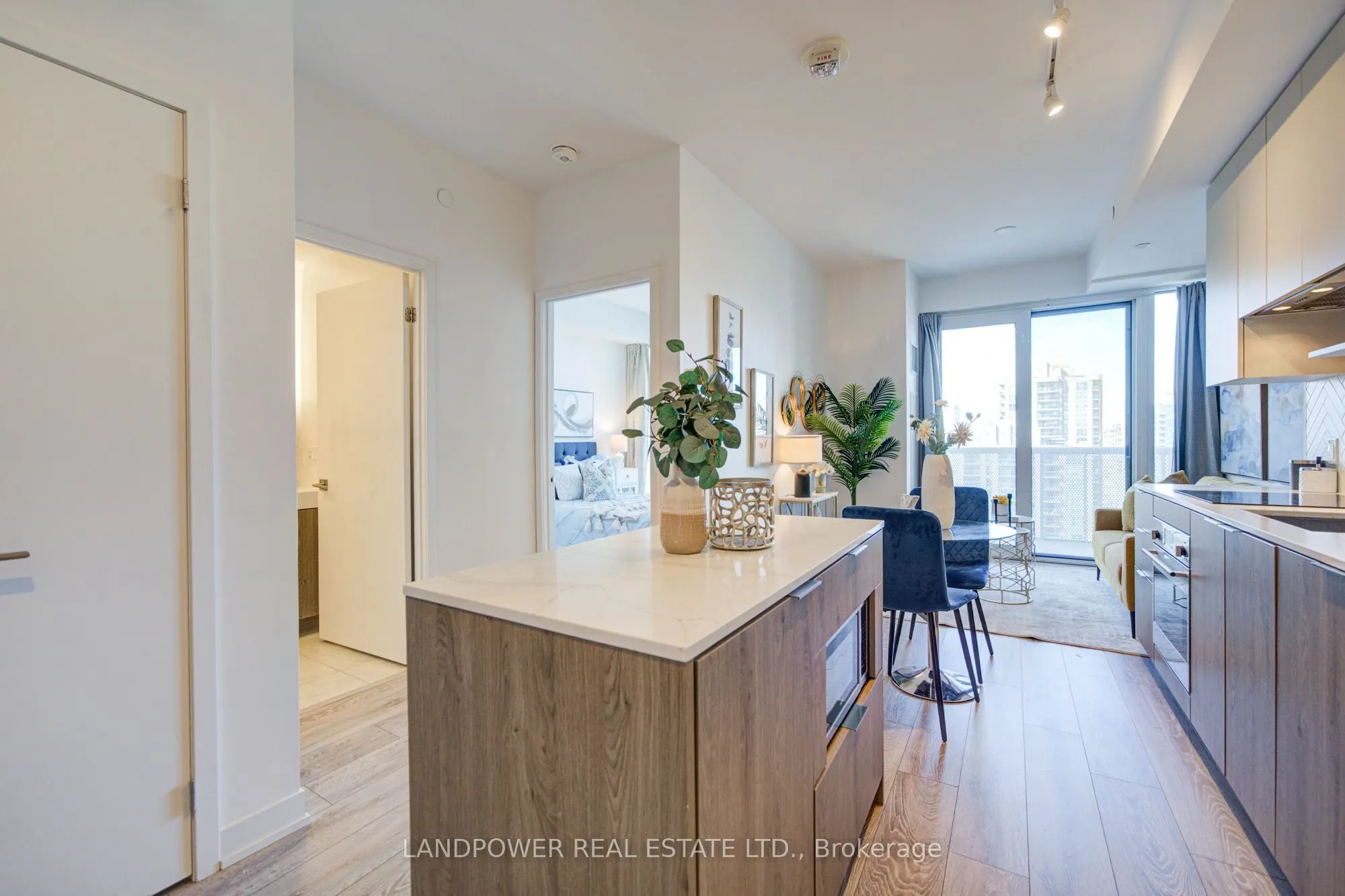 15 Holmes Avenue #1906