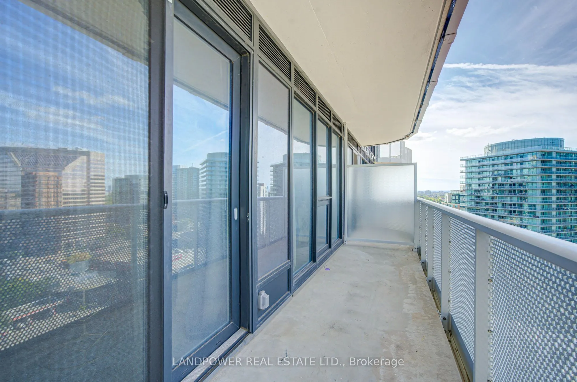 15 Holmes Avenue #1906