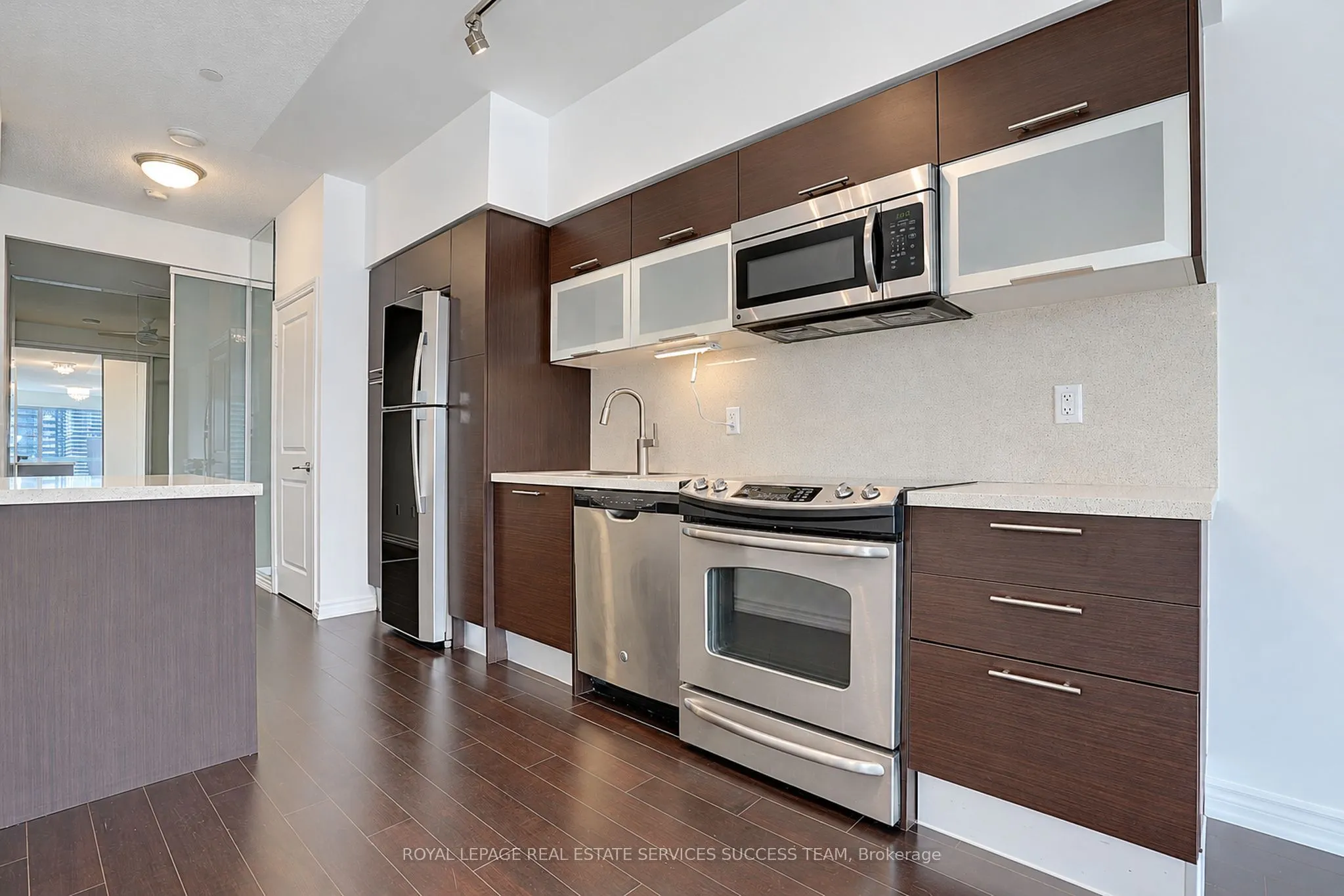 386 Yonge Street #2801