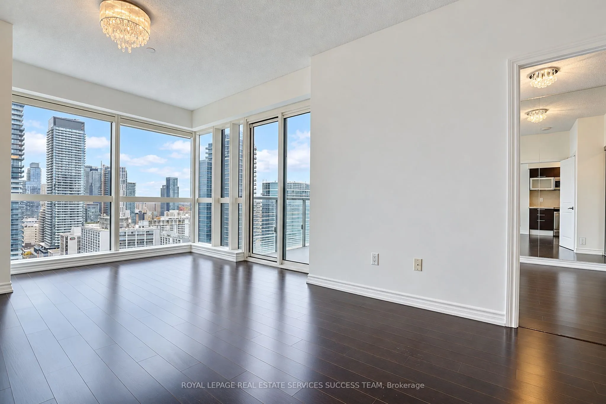 386 Yonge Street #2801