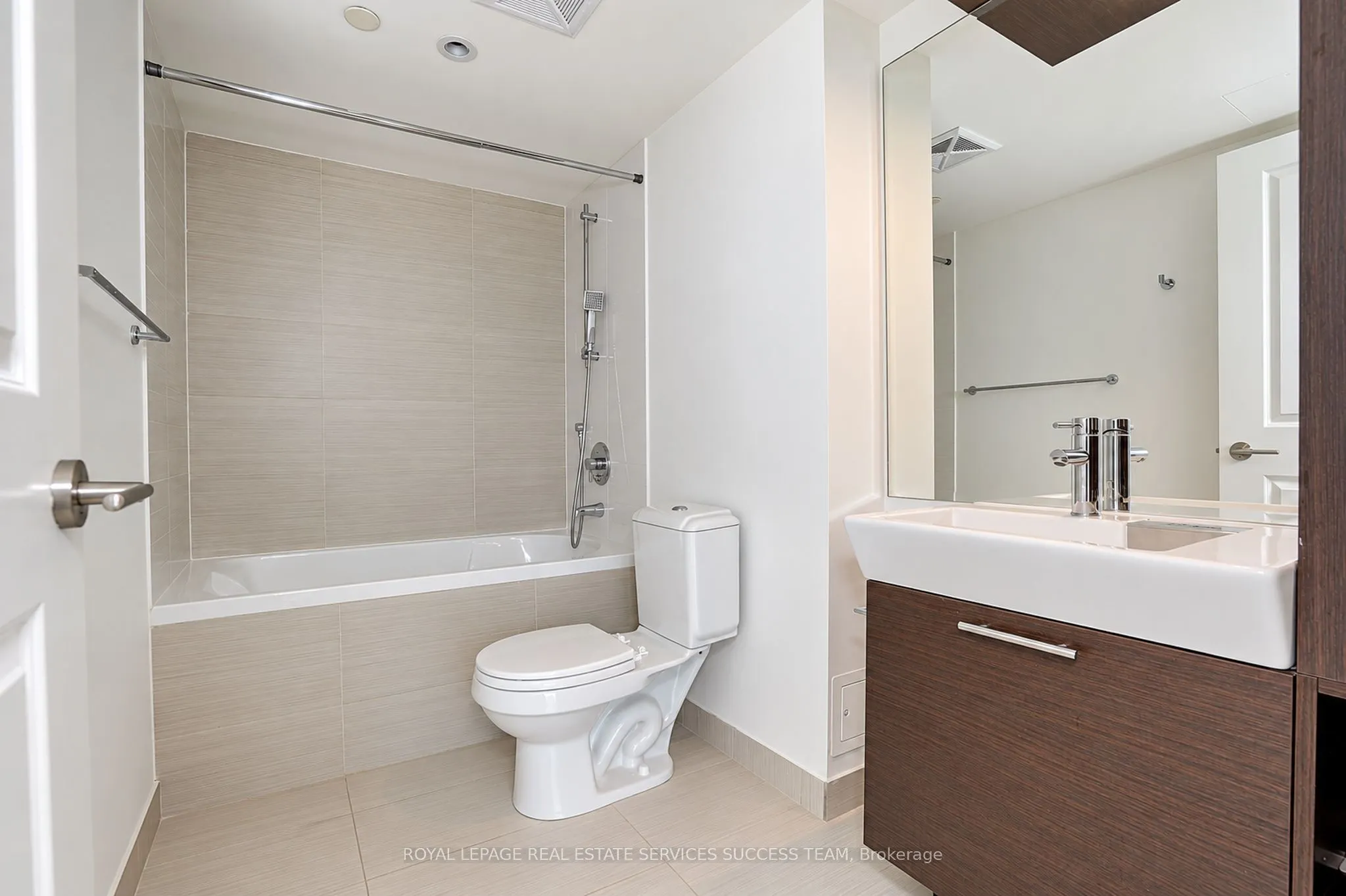 386 Yonge Street #2801