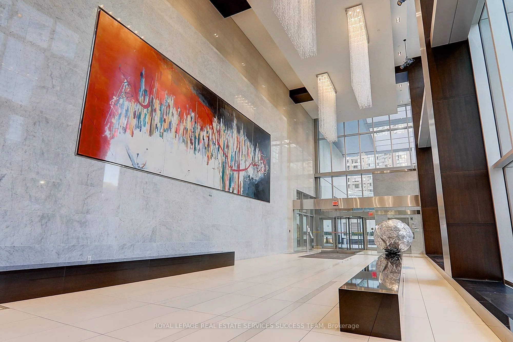 386 Yonge Street #2801