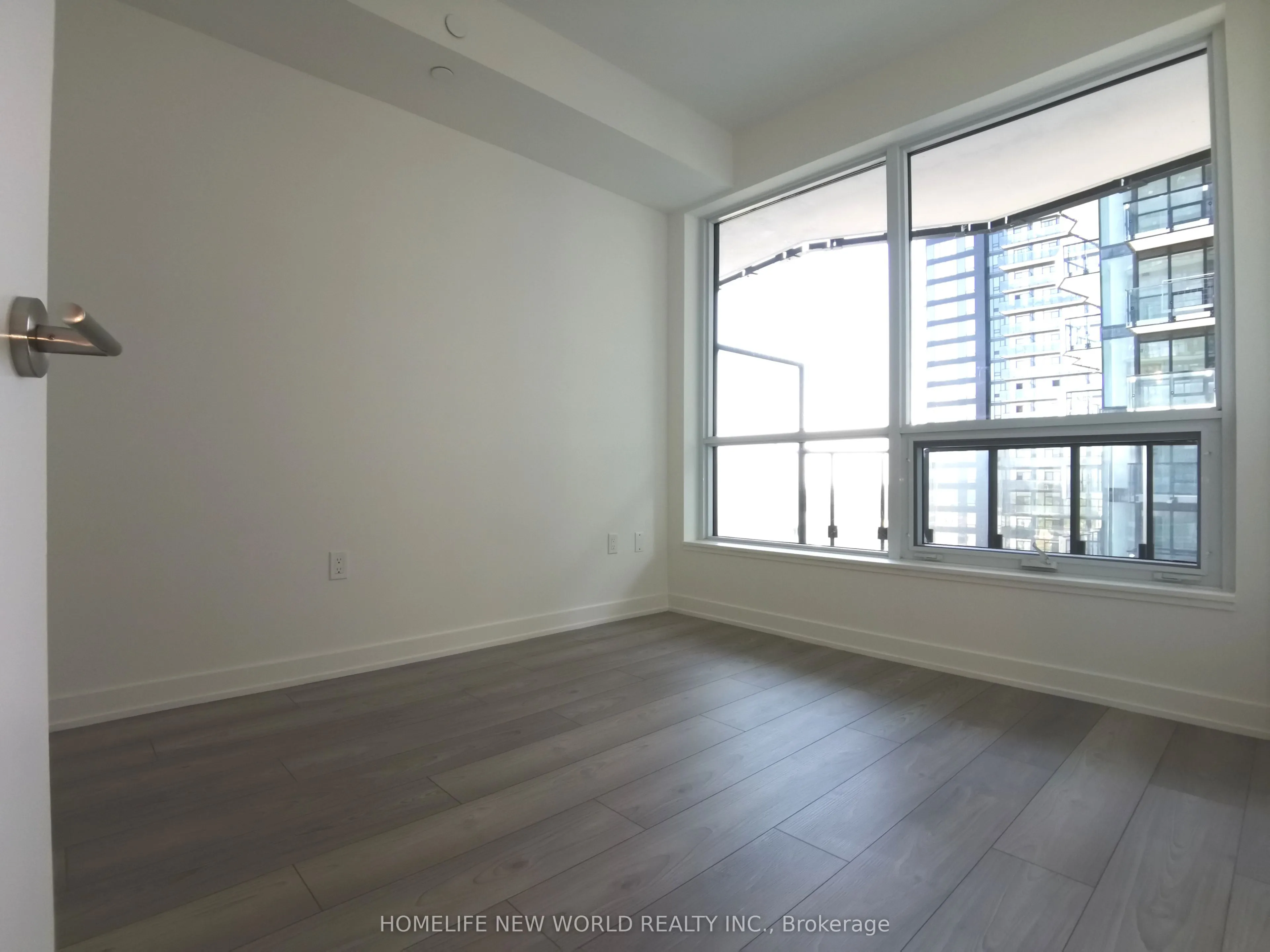 120 Broadway Avenue #1906