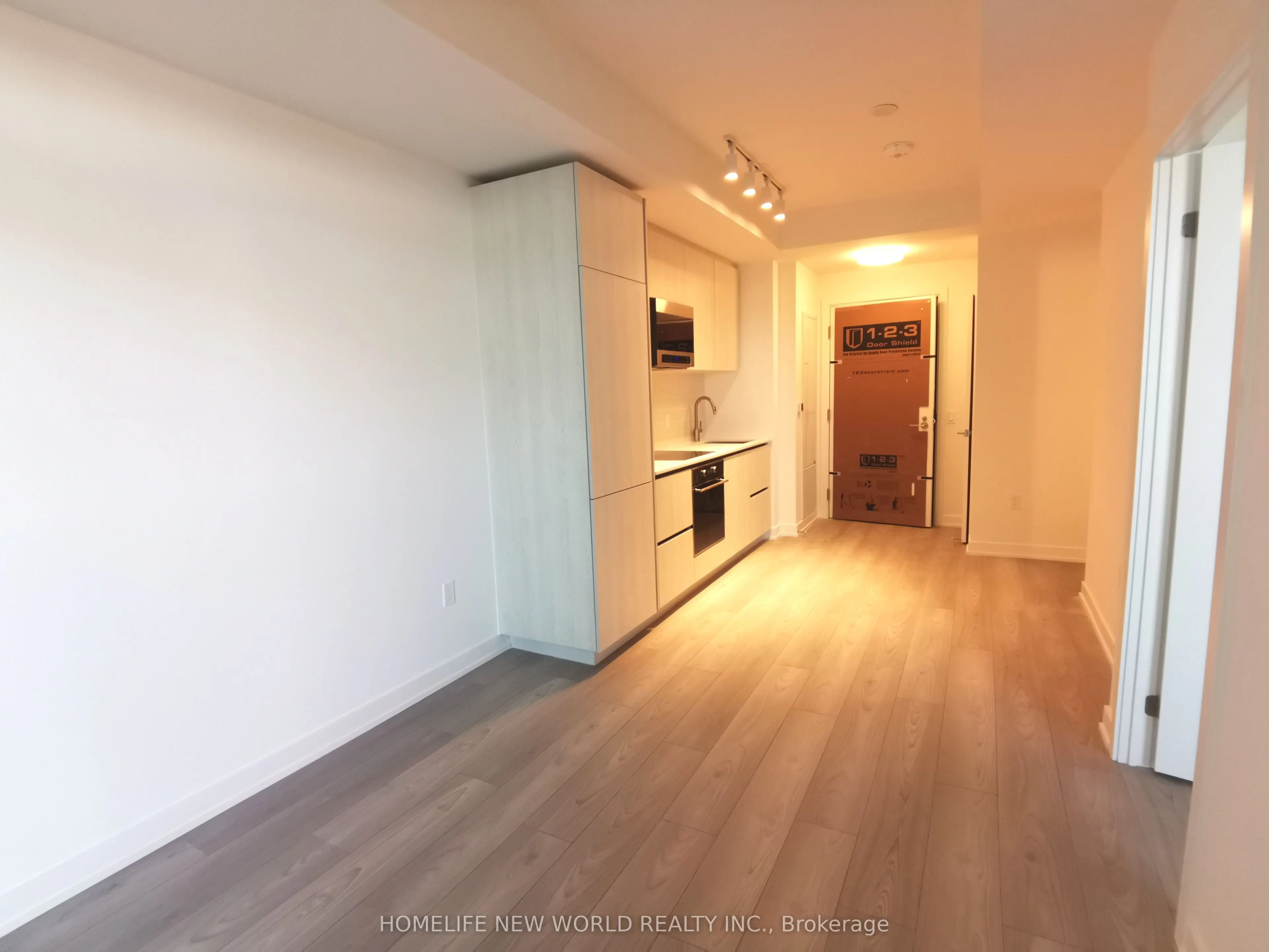 120 Broadway Avenue #1906
