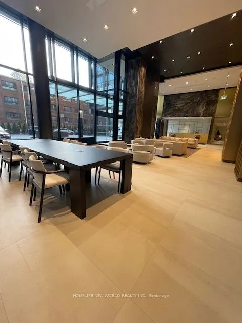 117 Broadway Avenue #1404