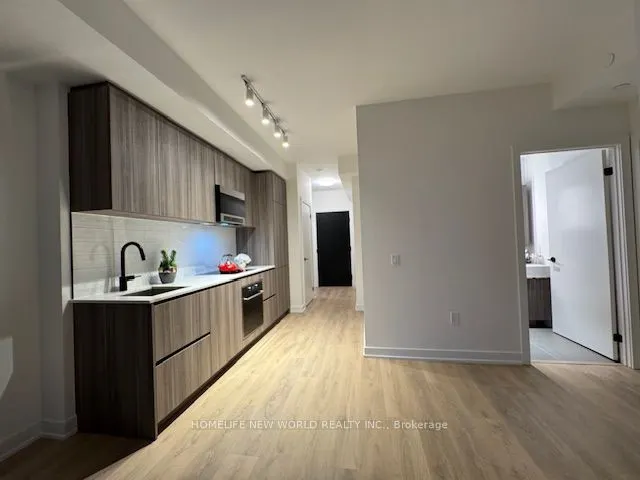 117 Broadway Avenue #1404