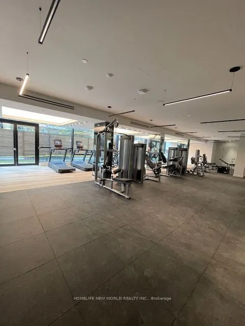 117 Broadway Avenue #1404