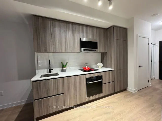117 Broadway Avenue #1404