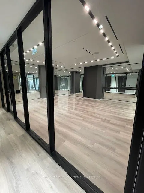 117 Broadway Avenue #1404