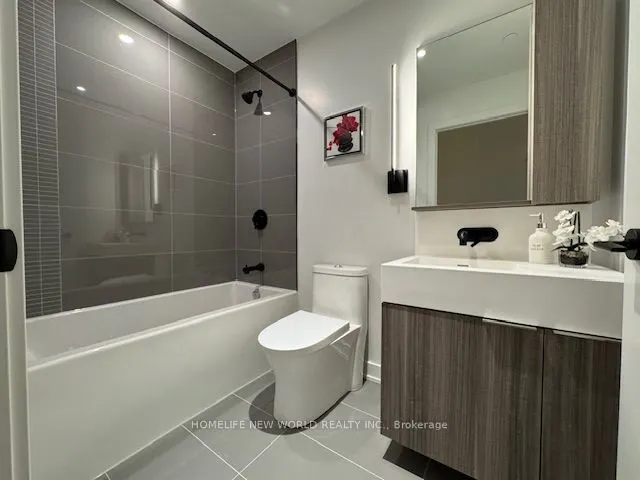 117 Broadway Avenue #1404
