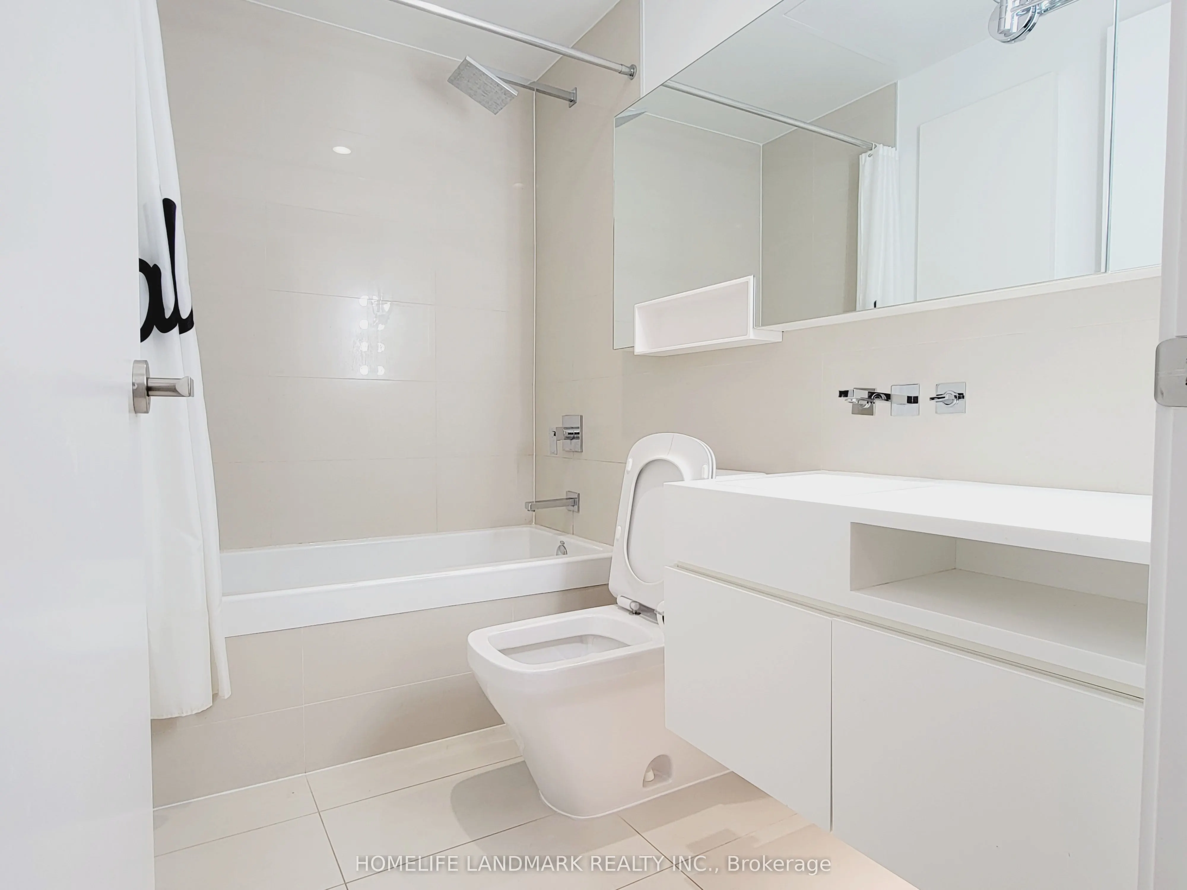 45 Charles Street E #906
