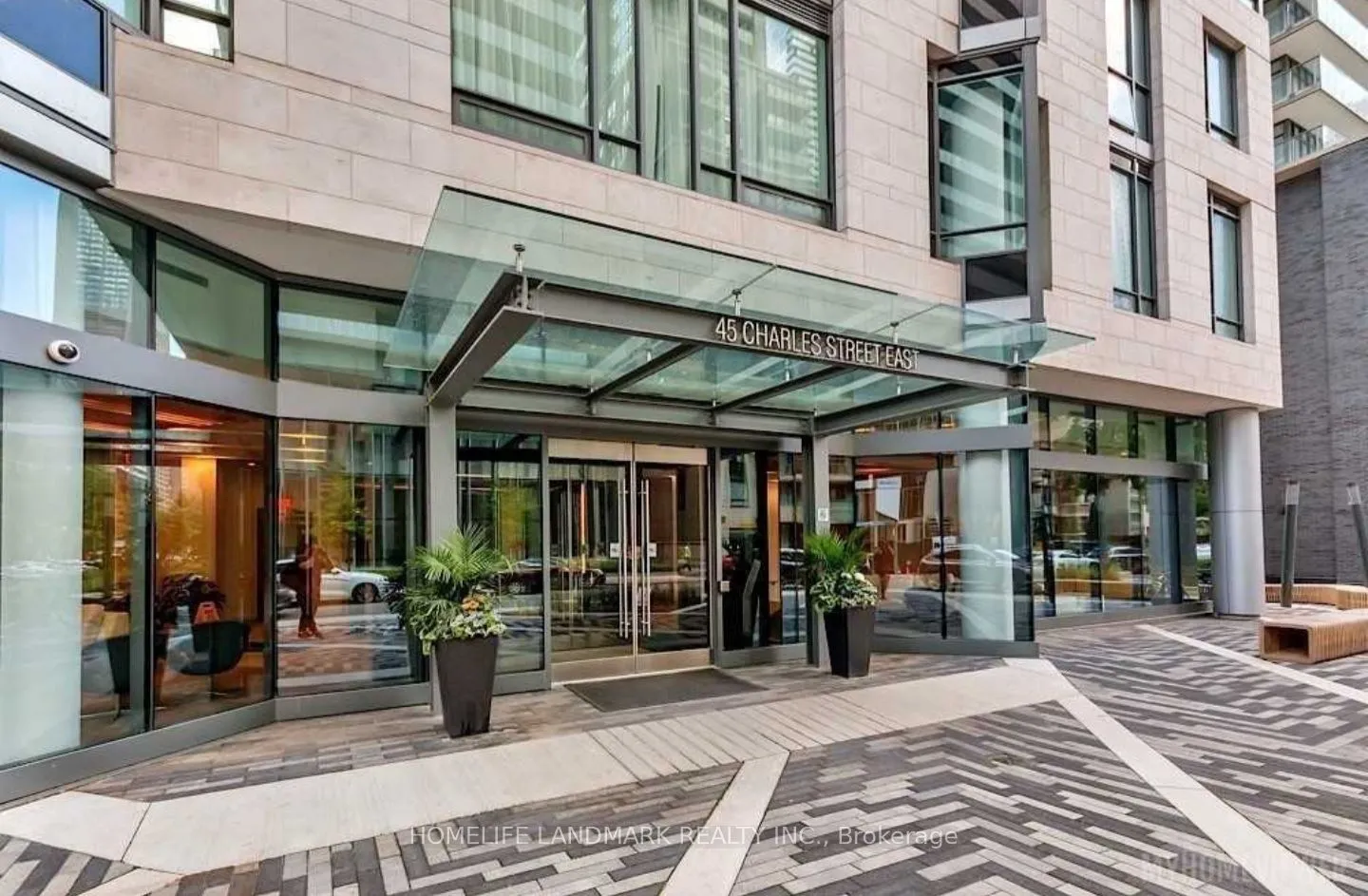 45 Charles Street E #906