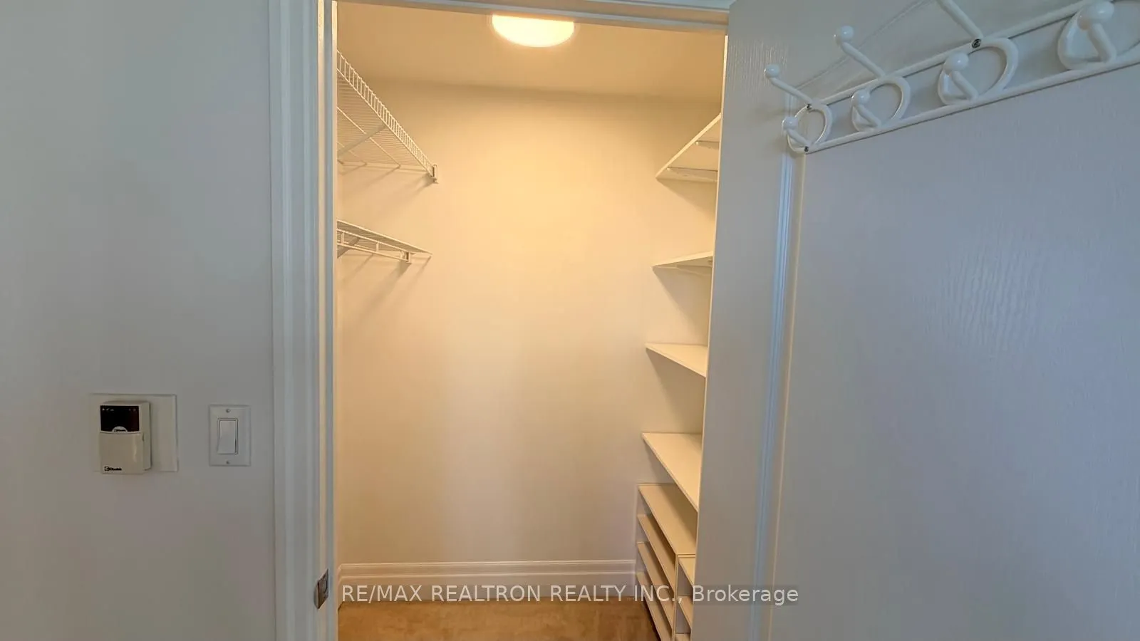 188 Doris Avenue #2003