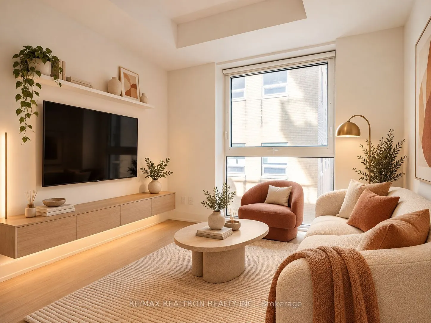 7 Grenville Street #513