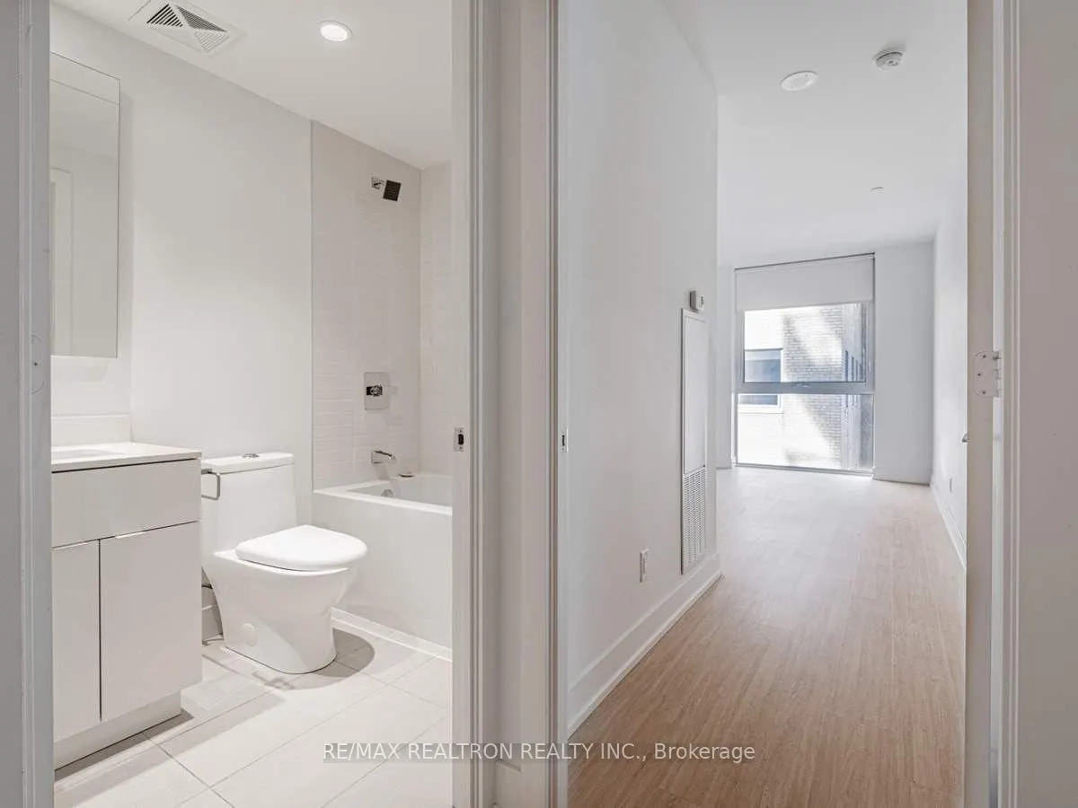 7 Grenville Street #513