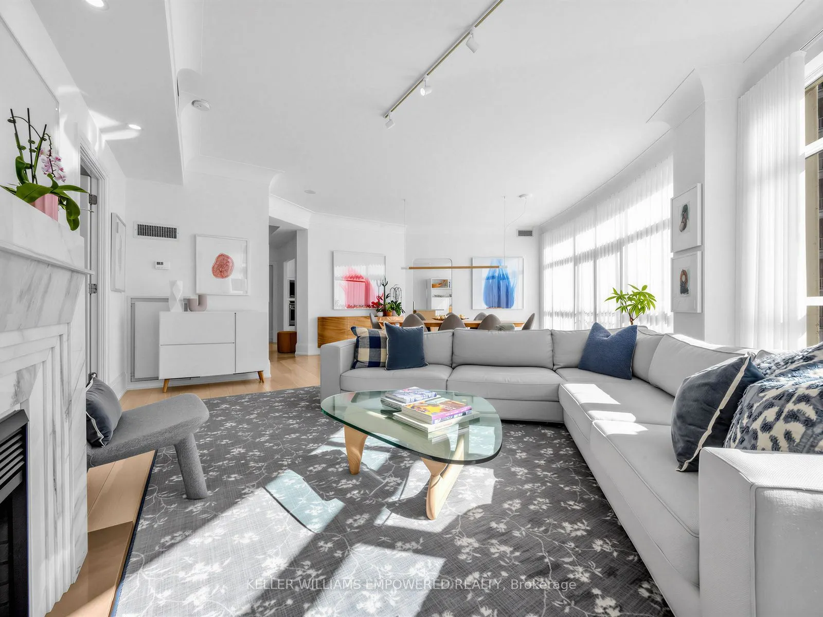 336 Spadina Road #303