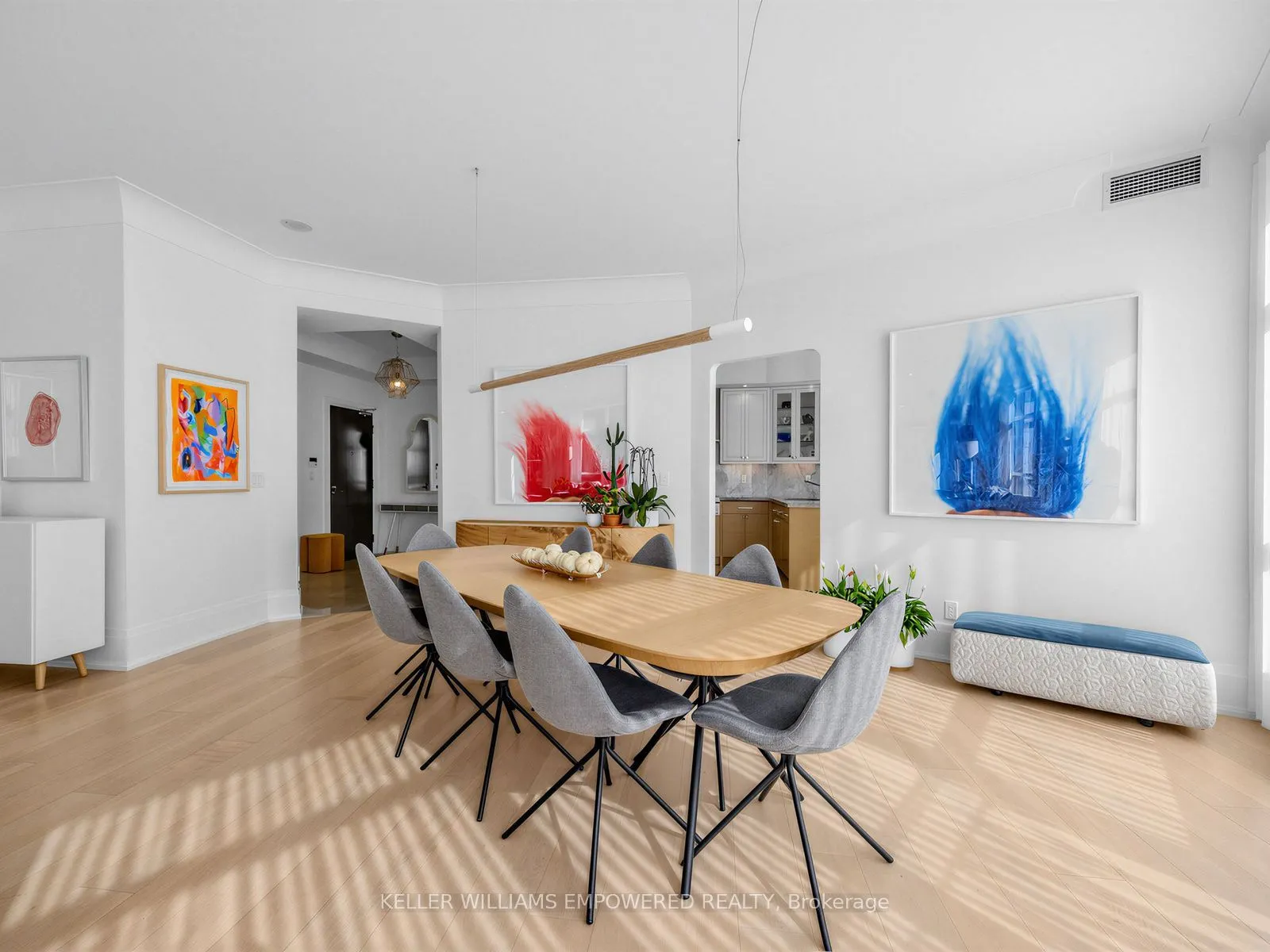 336 Spadina Road #303