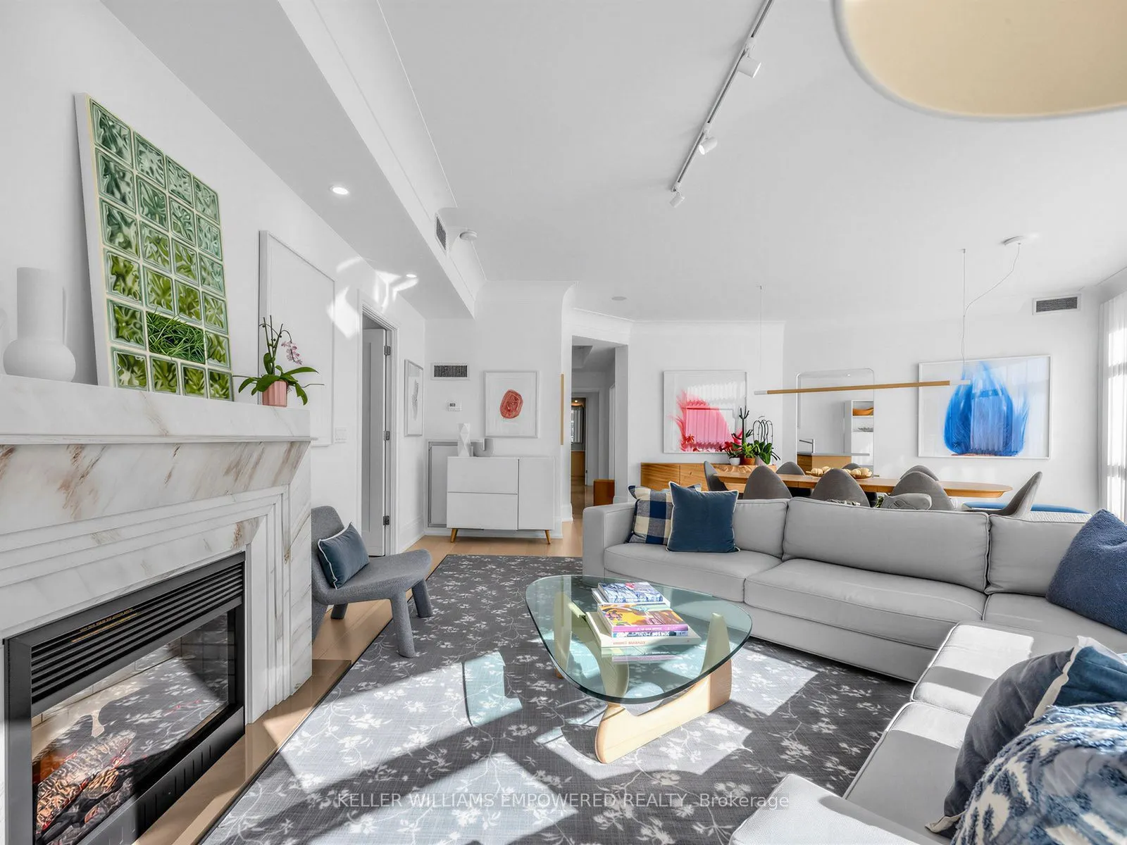 336 Spadina Road #303