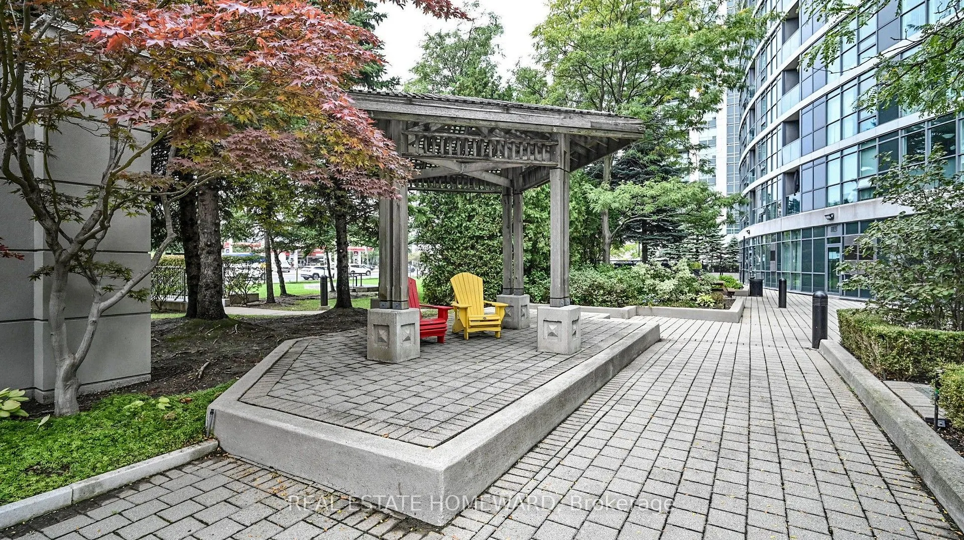 30 Harrison Garden Boulevard #1207