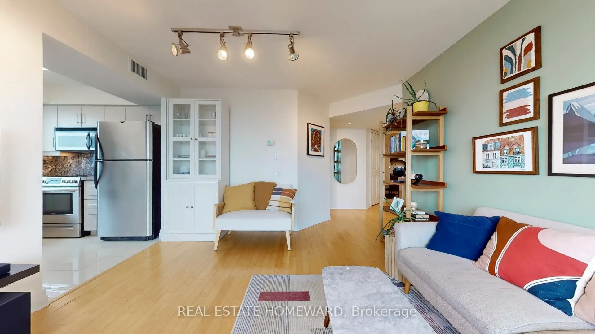 30 Harrison Garden Boulevard #1207