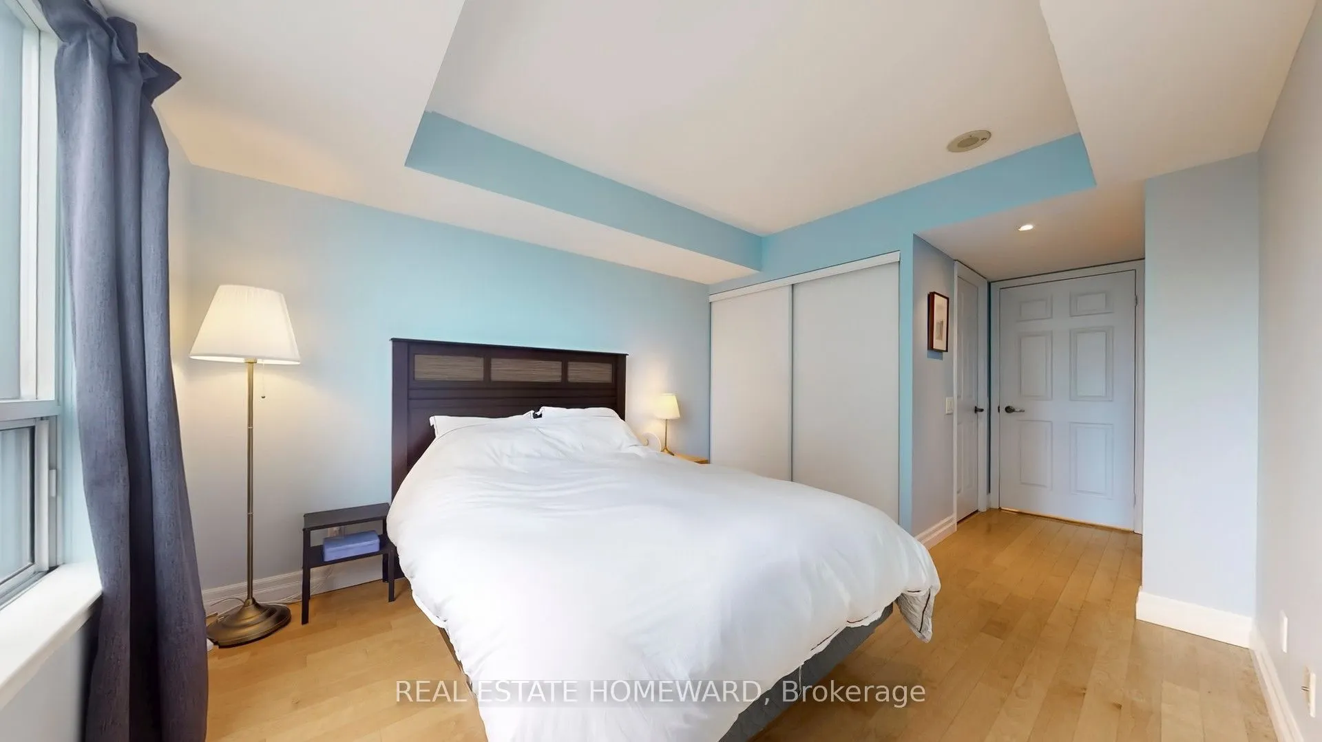 30 Harrison Garden Boulevard #1207