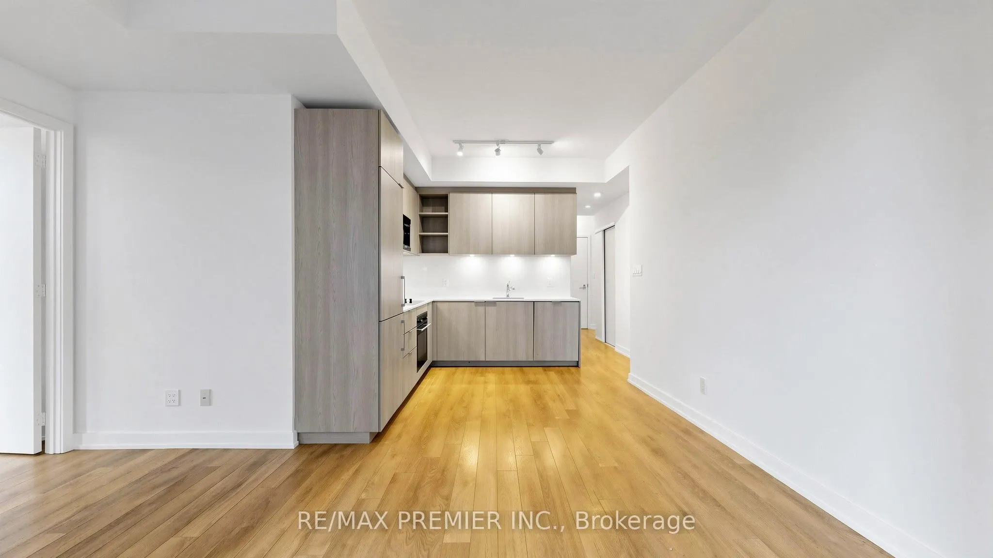 50 Ordnance Street #1105
