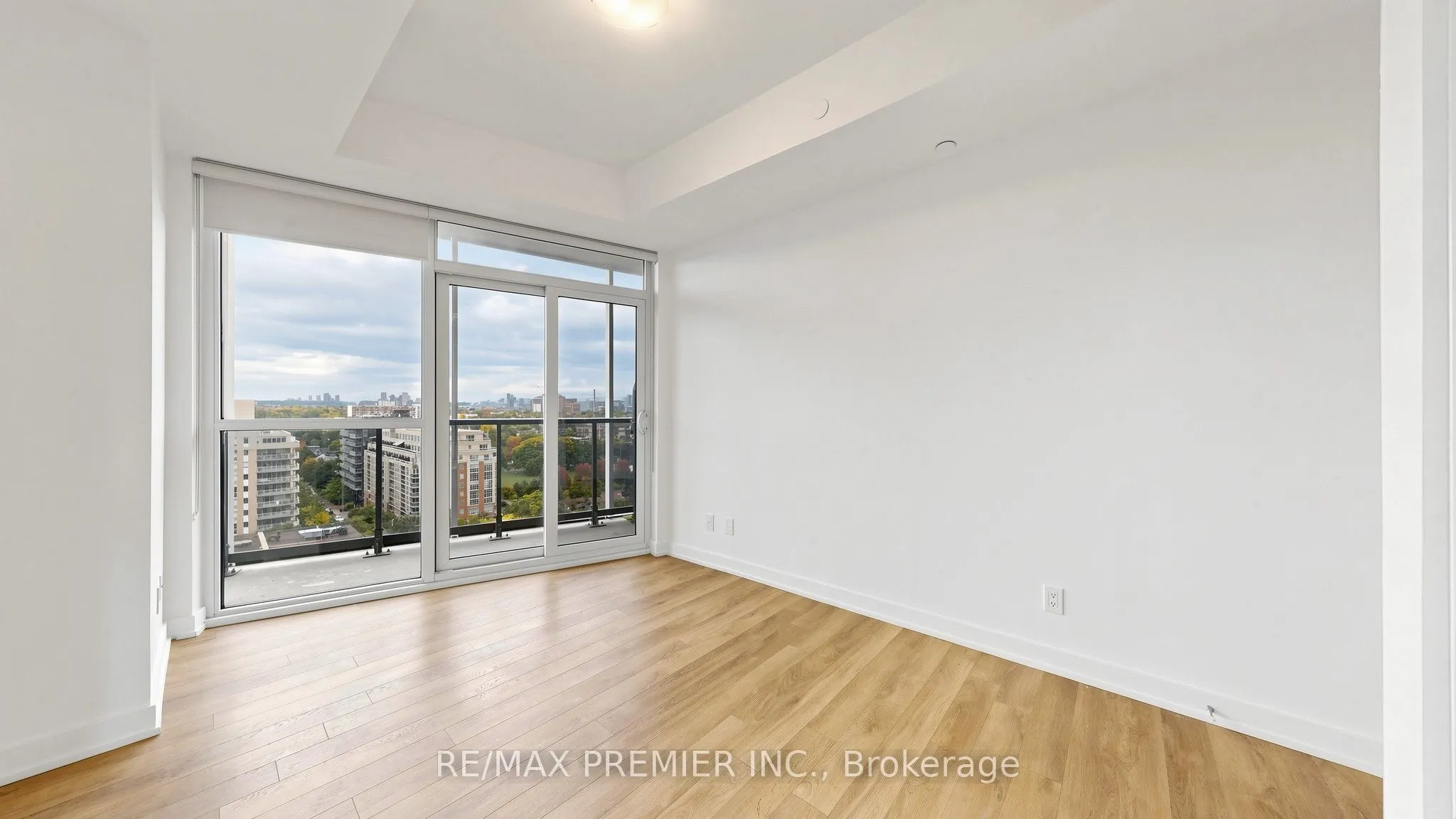 50 Ordnance Street #1105