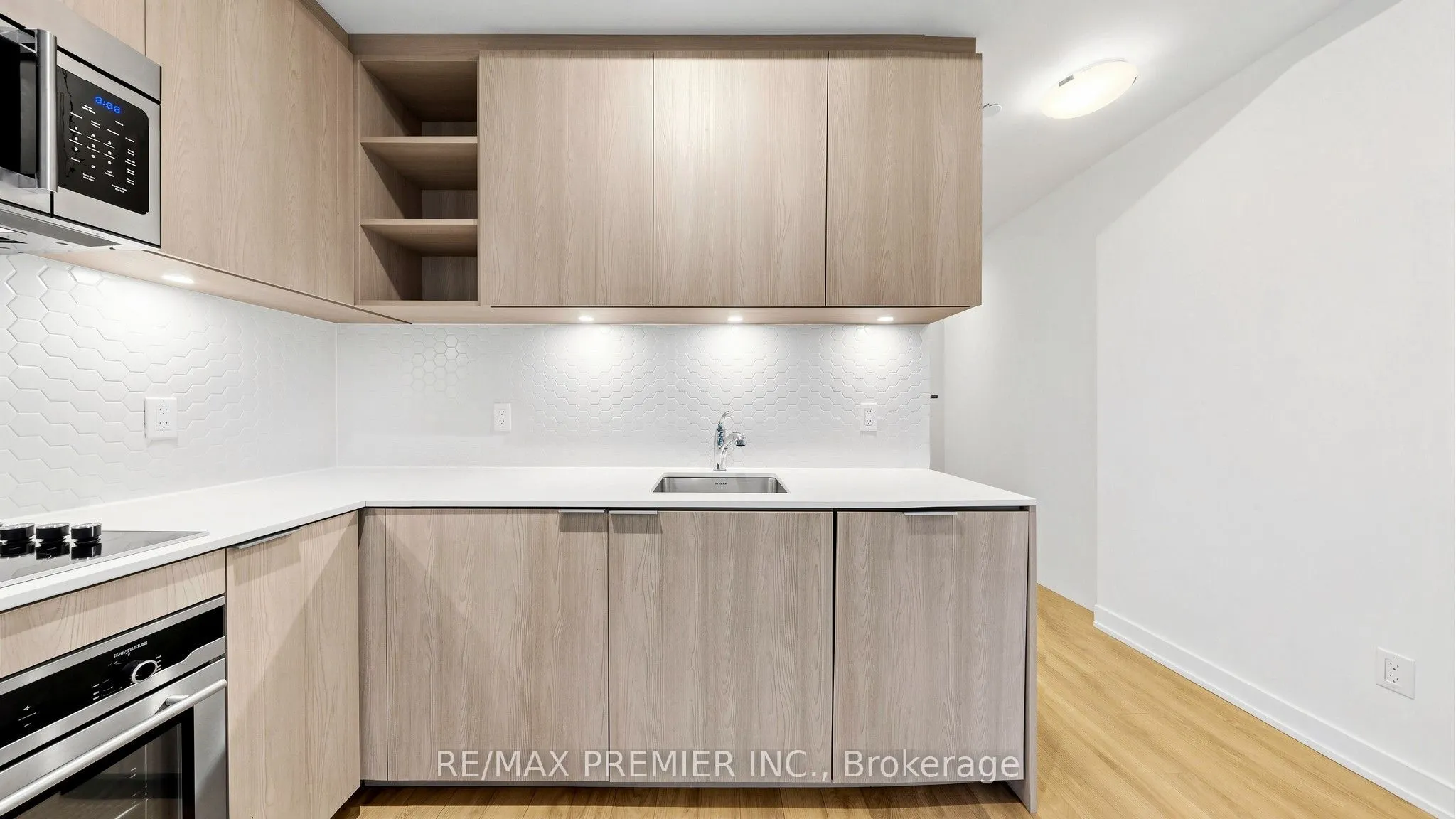 50 Ordnance Street #1105