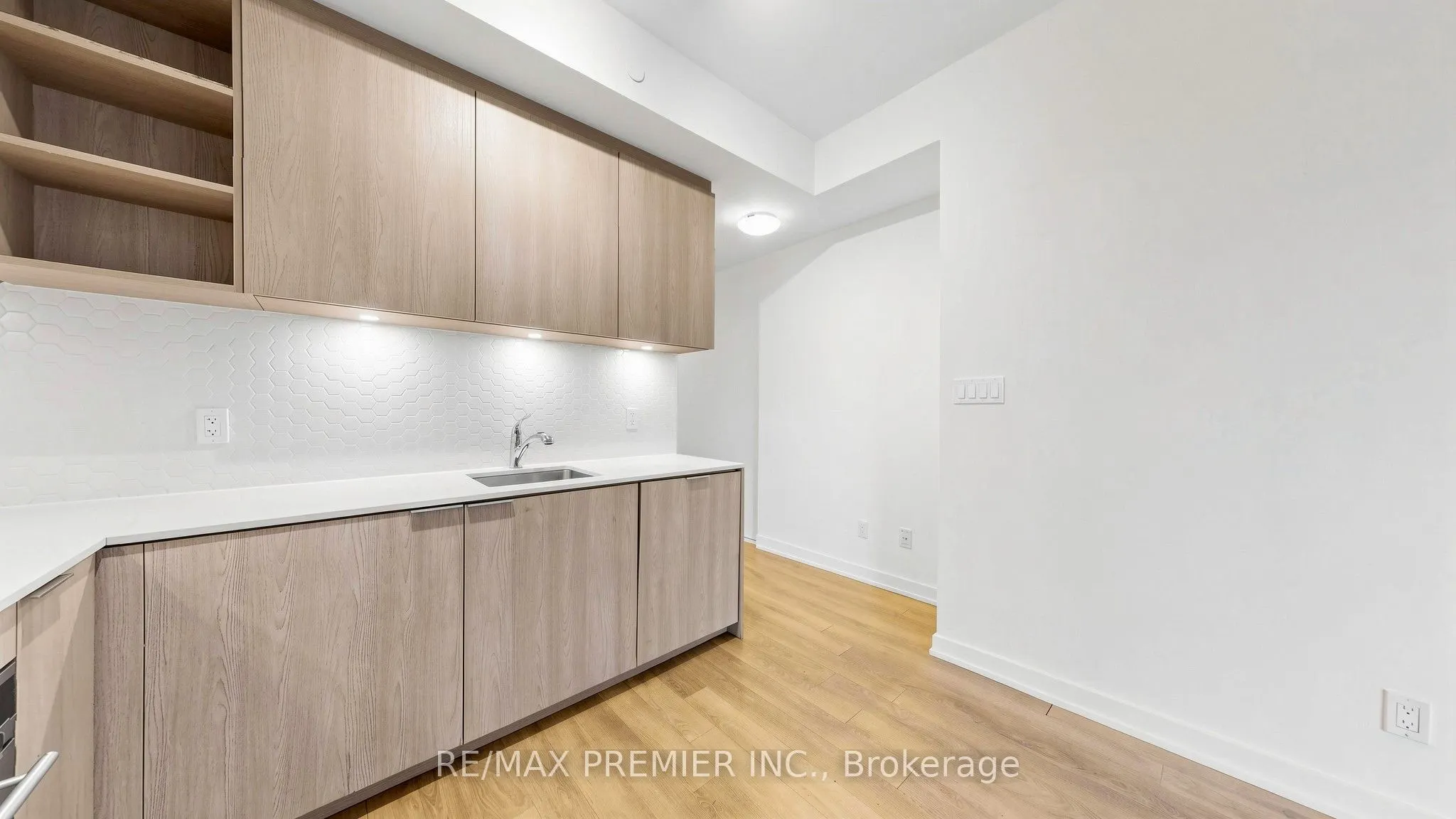 50 Ordnance Street #1105
