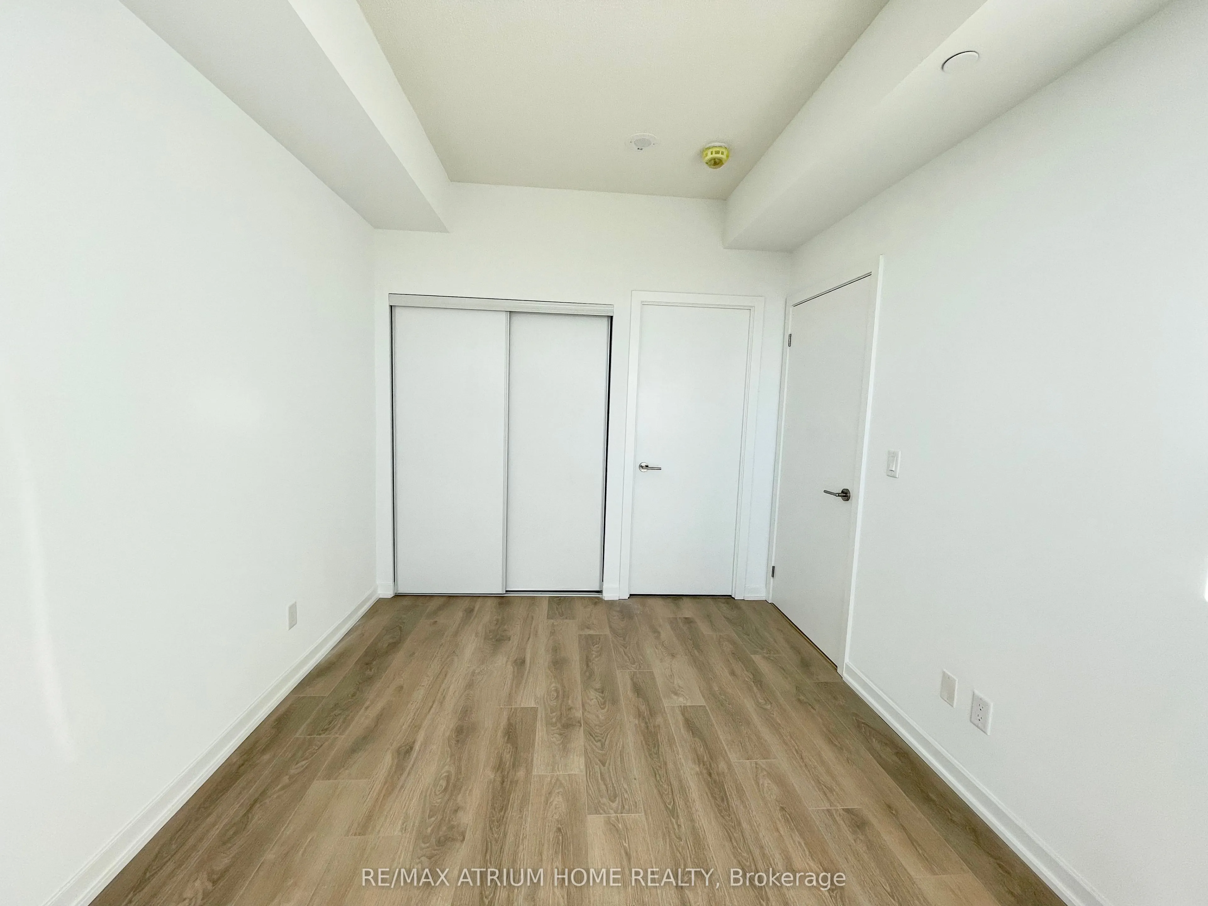 32 Forest Manor Road #1907