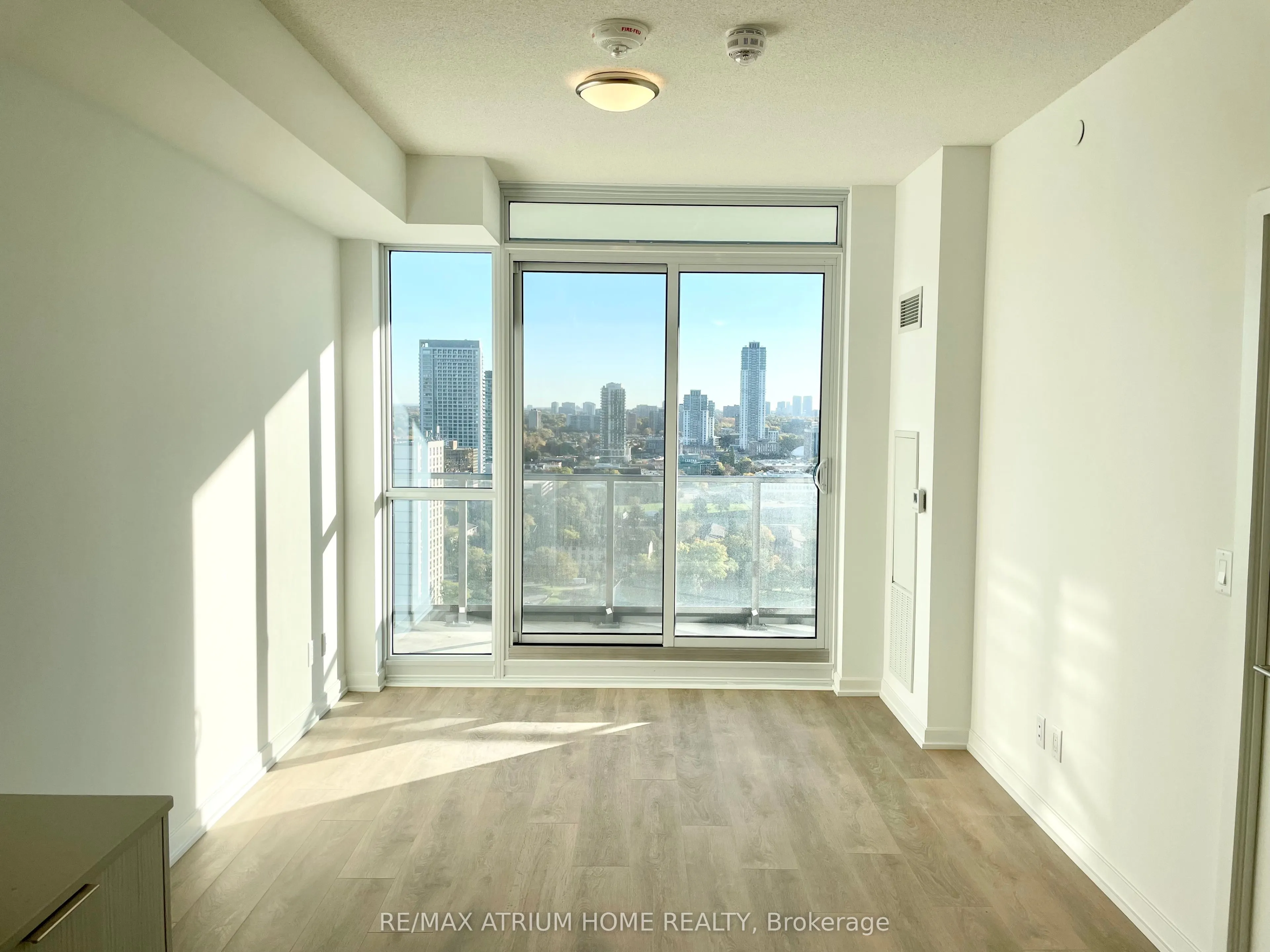 32 Forest Manor Road #1907